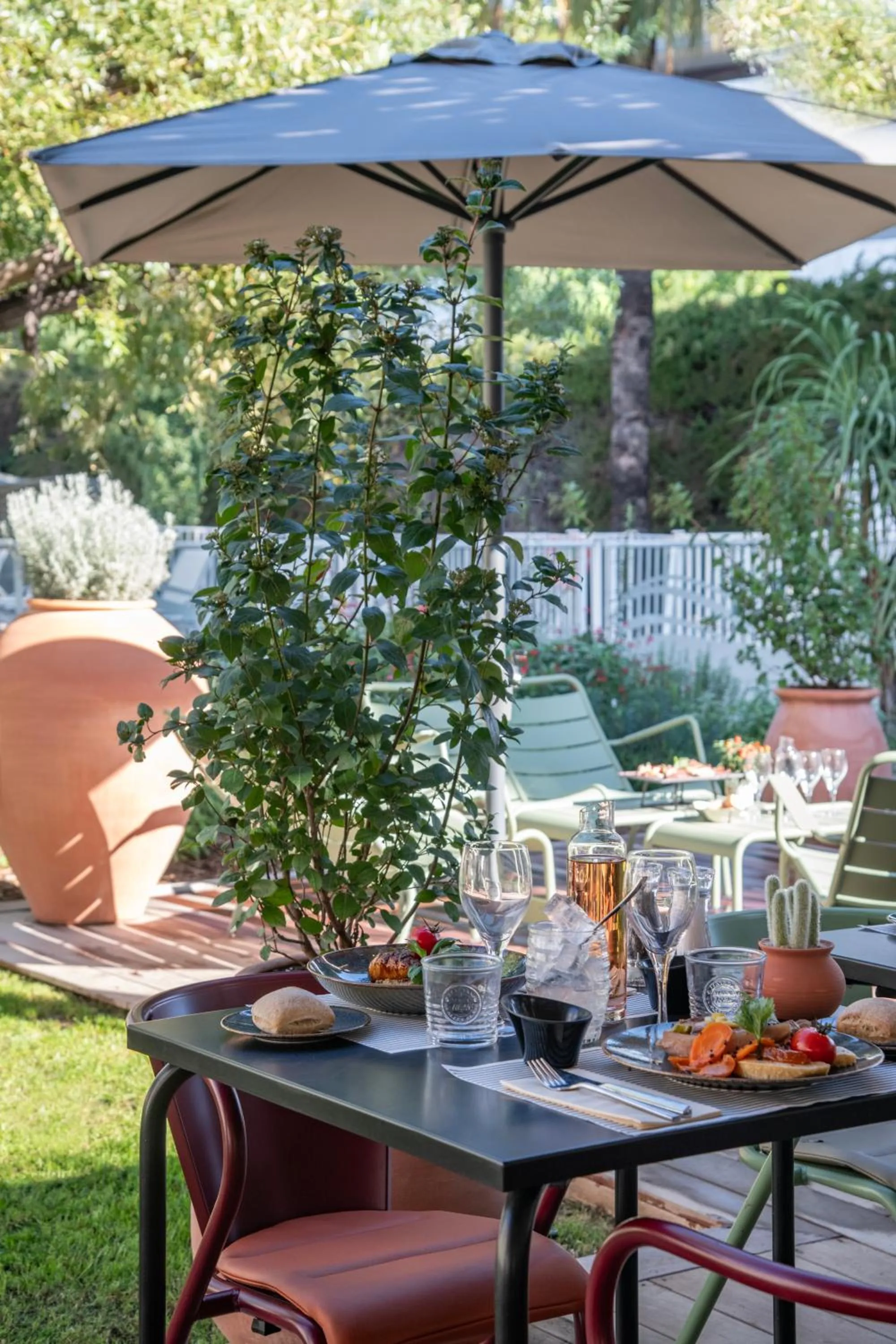 Patio in Novotel Nice Aéroport Cap 3000