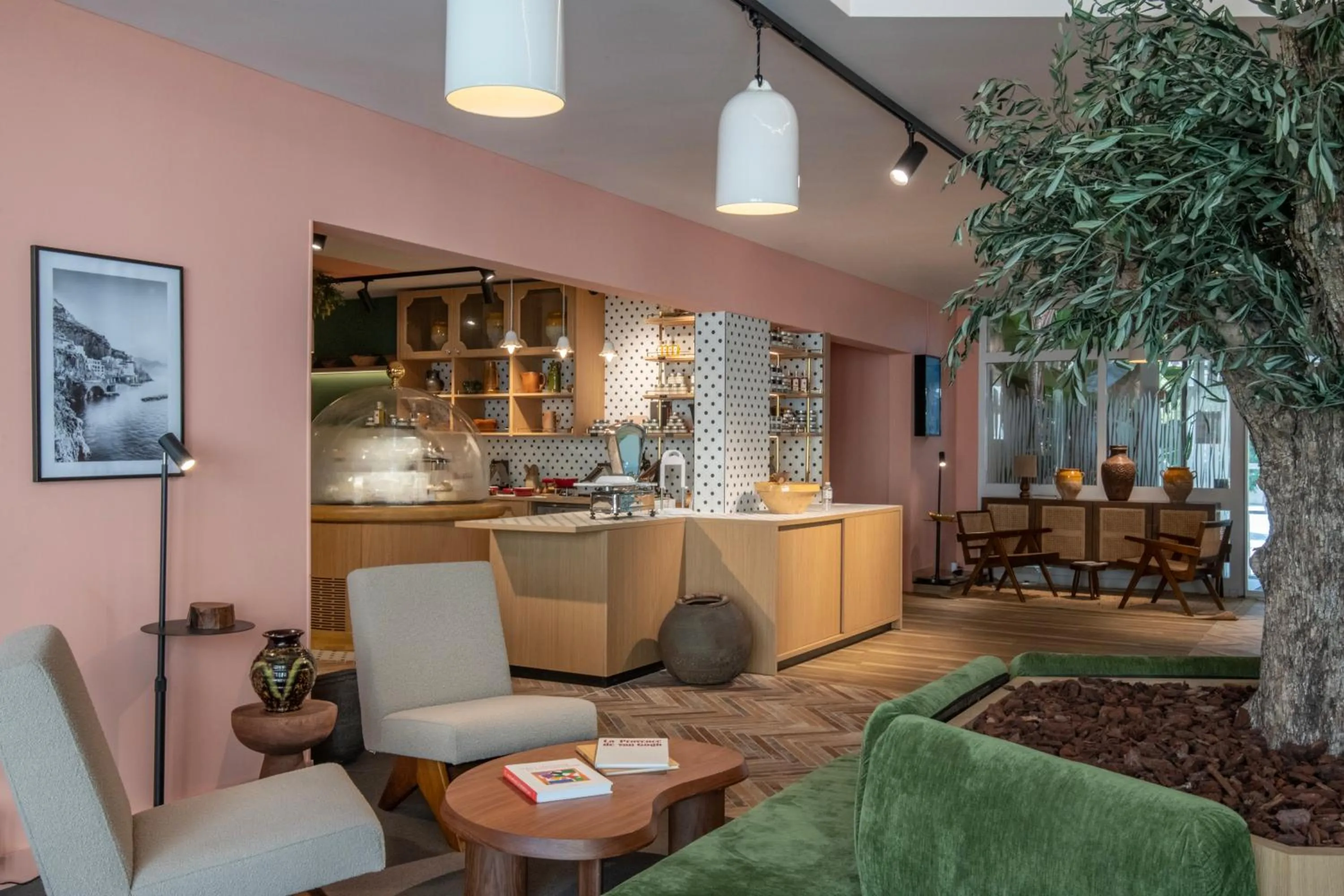 Lobby or reception in Novotel Nice Aéroport Cap 3000