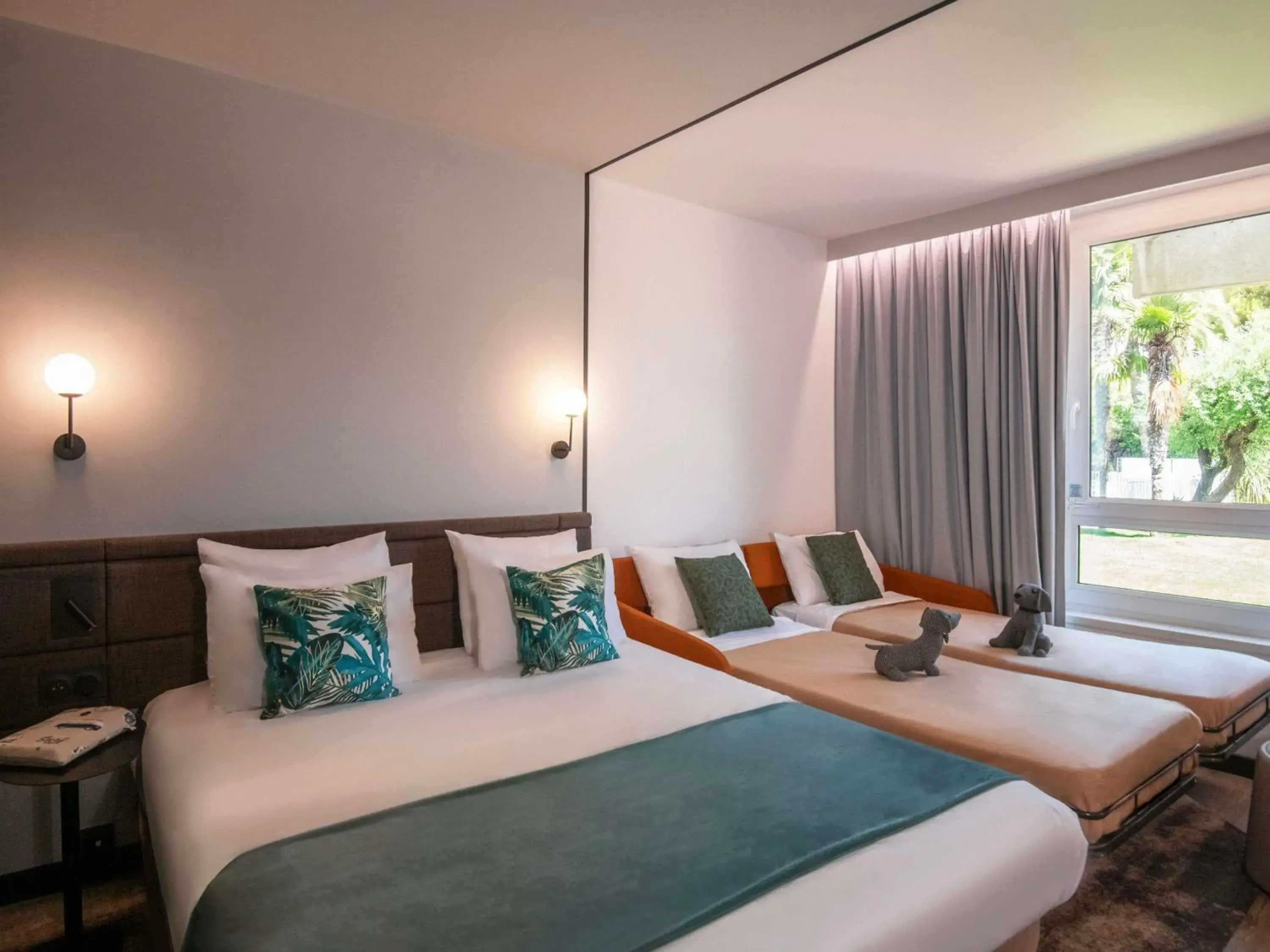 Superior Double Room with Sofa - Garden Side in Novotel Nice Aéroport Cap 3000 Superior Double Room with Sofa - Garden Side in Novotel Nice Aéroport Cap 3000