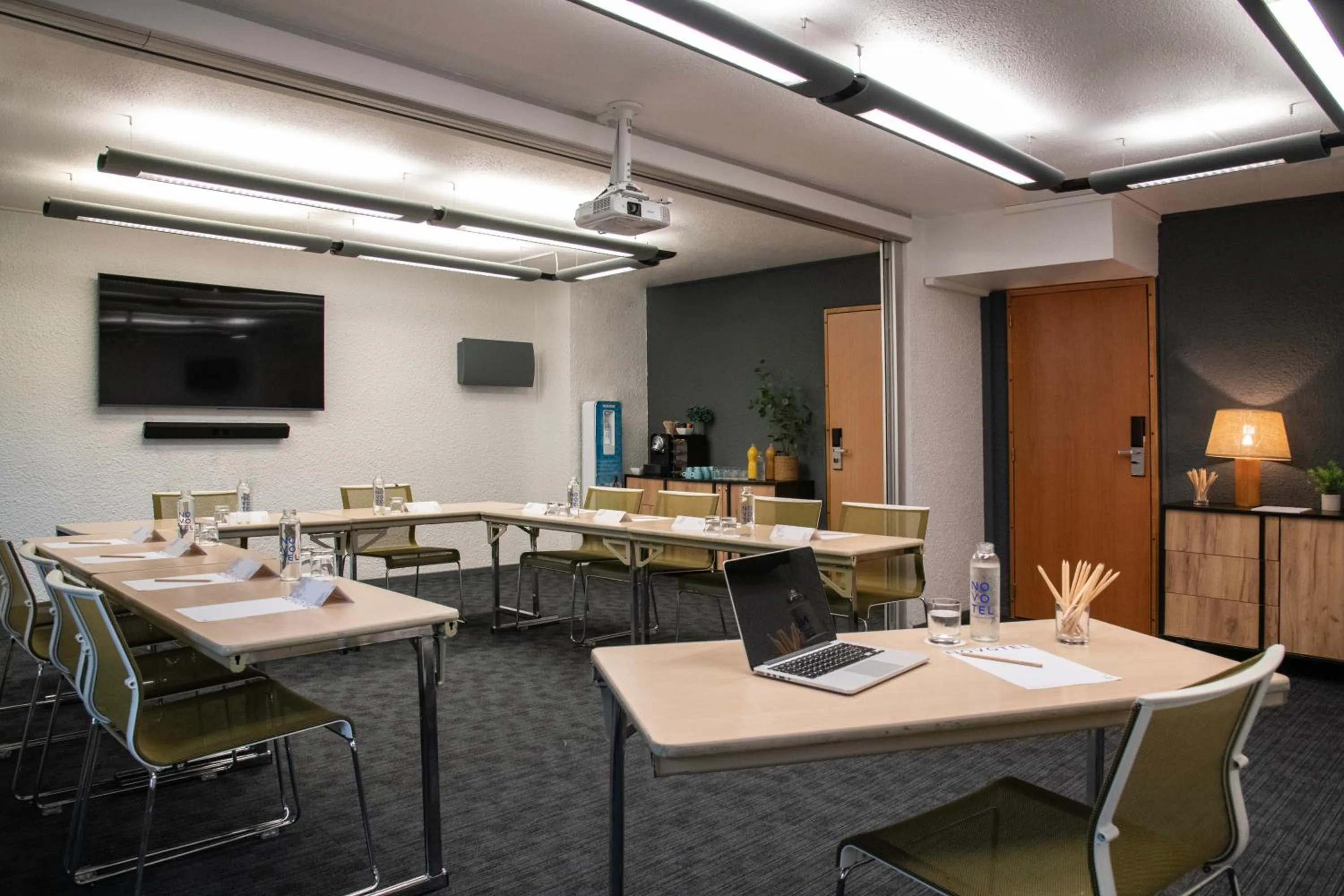Meeting/conference room in Novotel Nice Aéroport Cap 3000