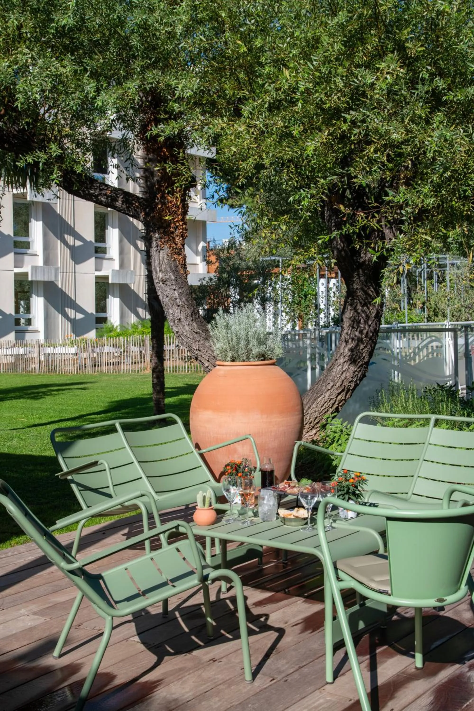 Lounge or bar in Novotel Nice Aéroport Cap 3000