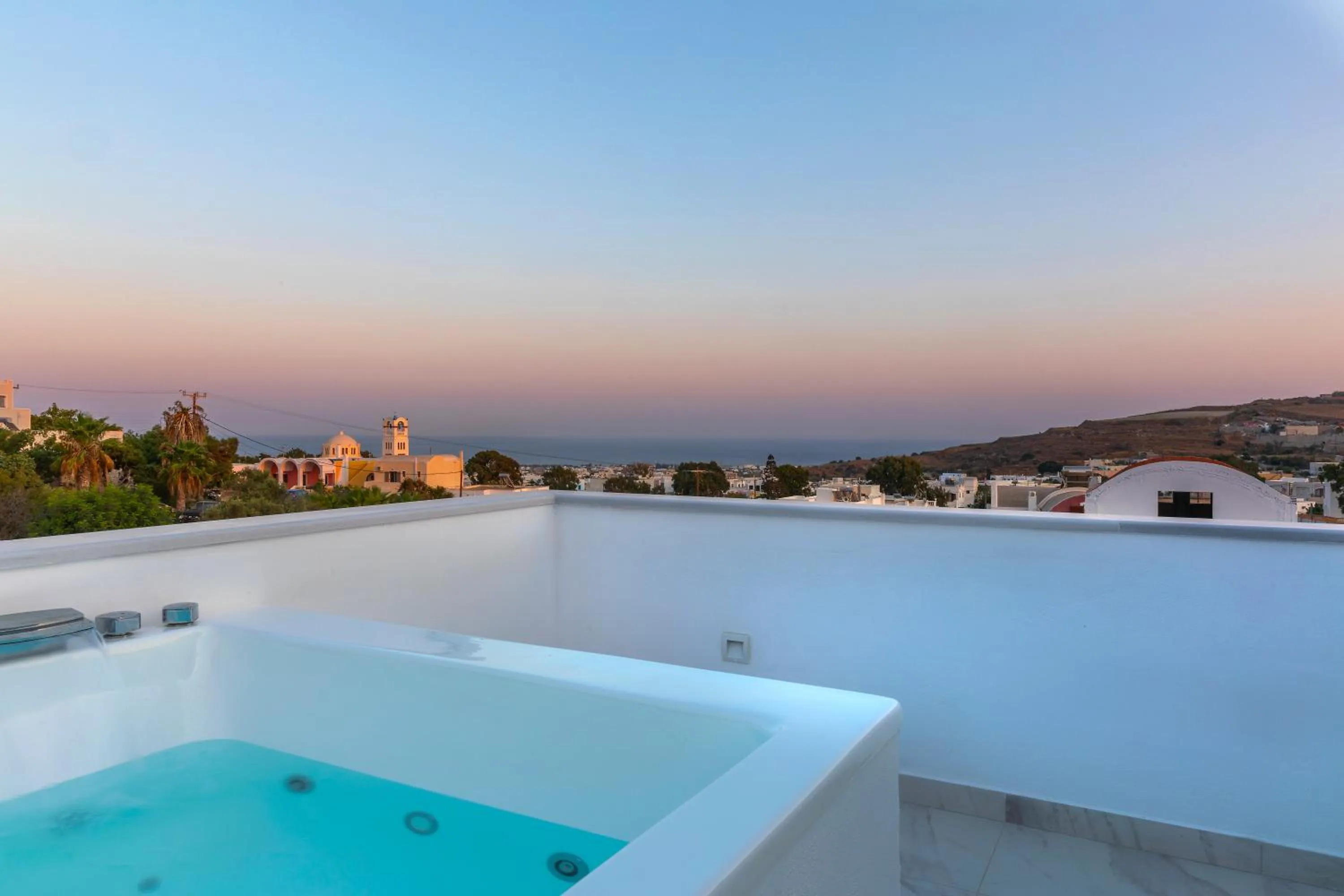 BlackStone Luxury Suites