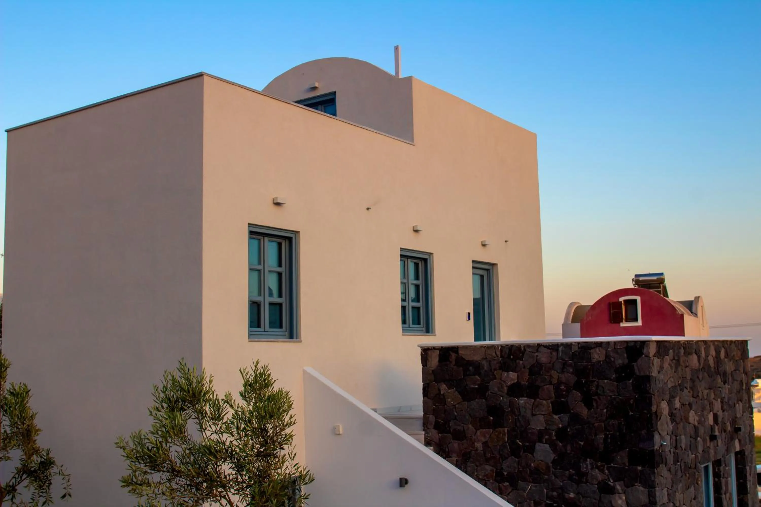 Property building in BlackStone Luxury Suites