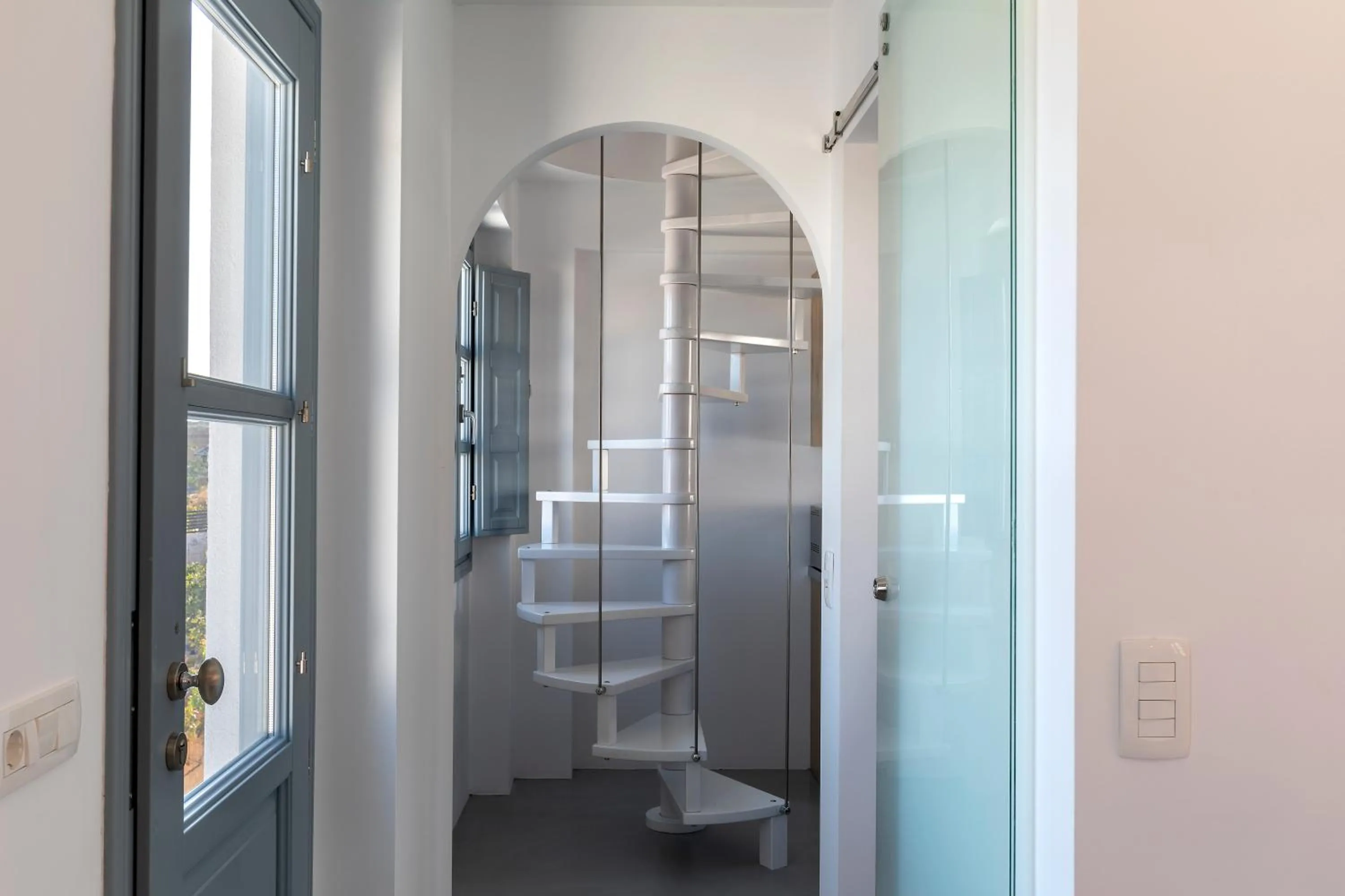 BlackStone Luxury Suites