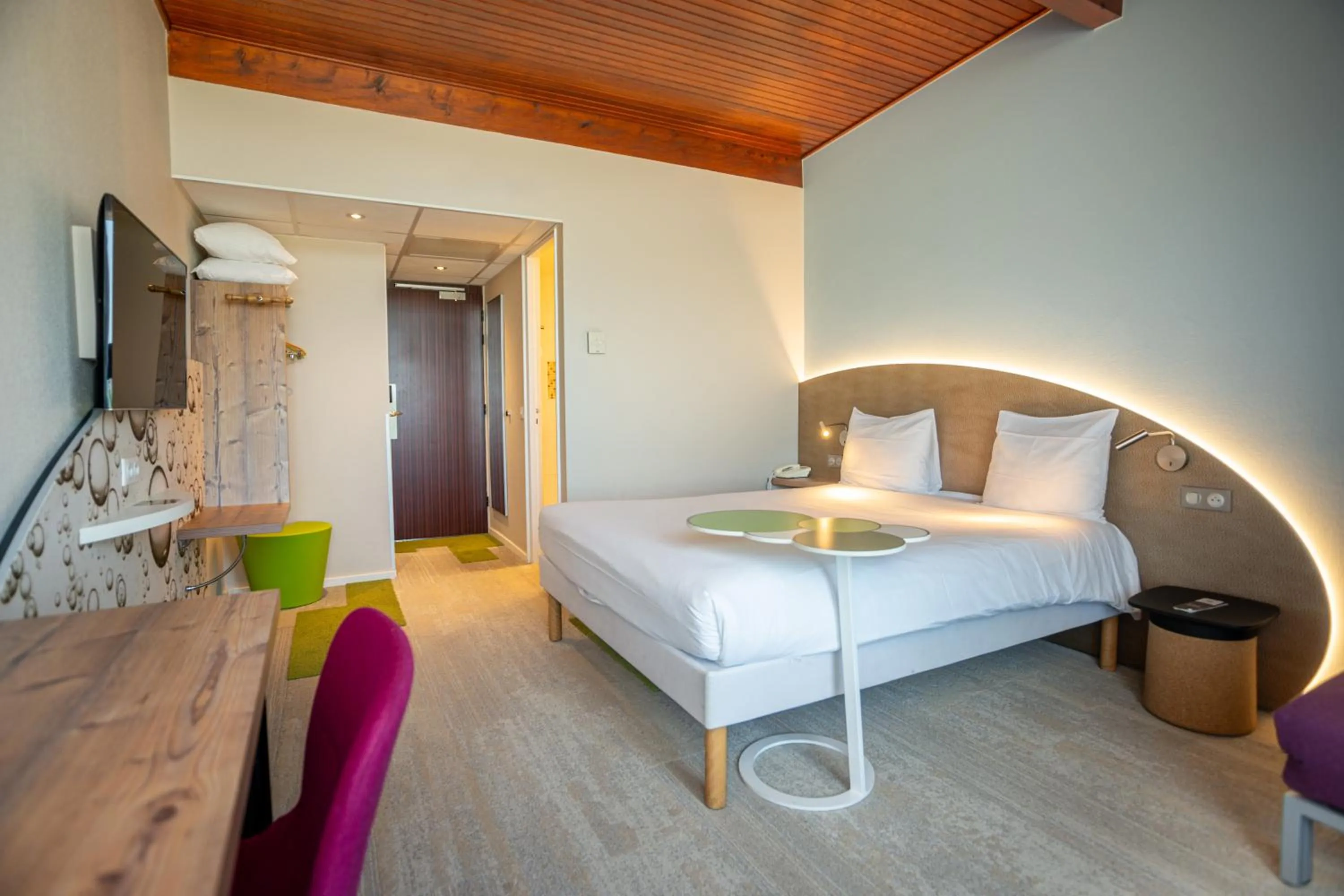 Bedroom, Bed in Ibis Styles Colmar Nord
