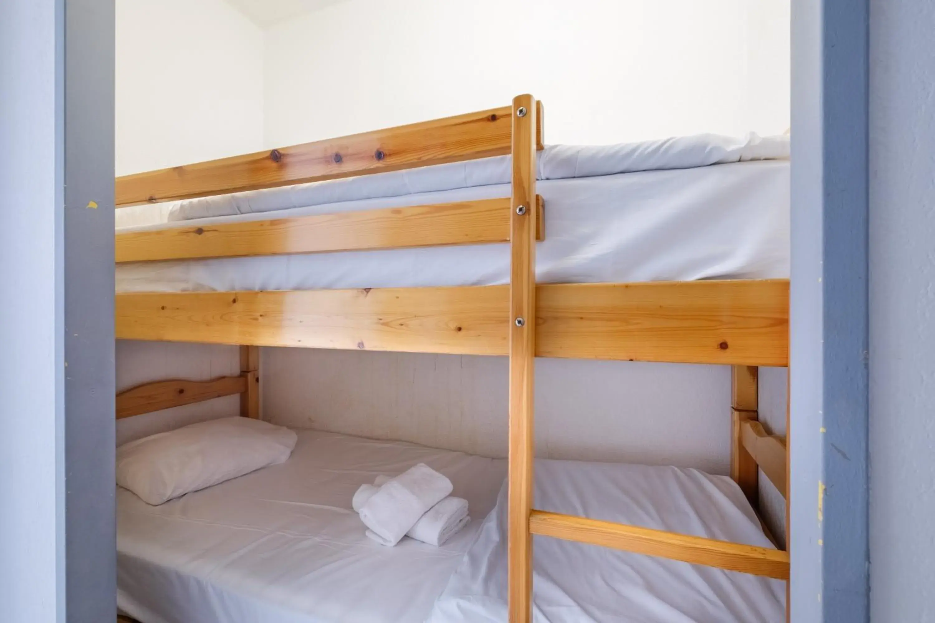 bunk bed, Bed in Residhotel Cannes Festival bunk bed, Bed in Residhotel Cannes Festival