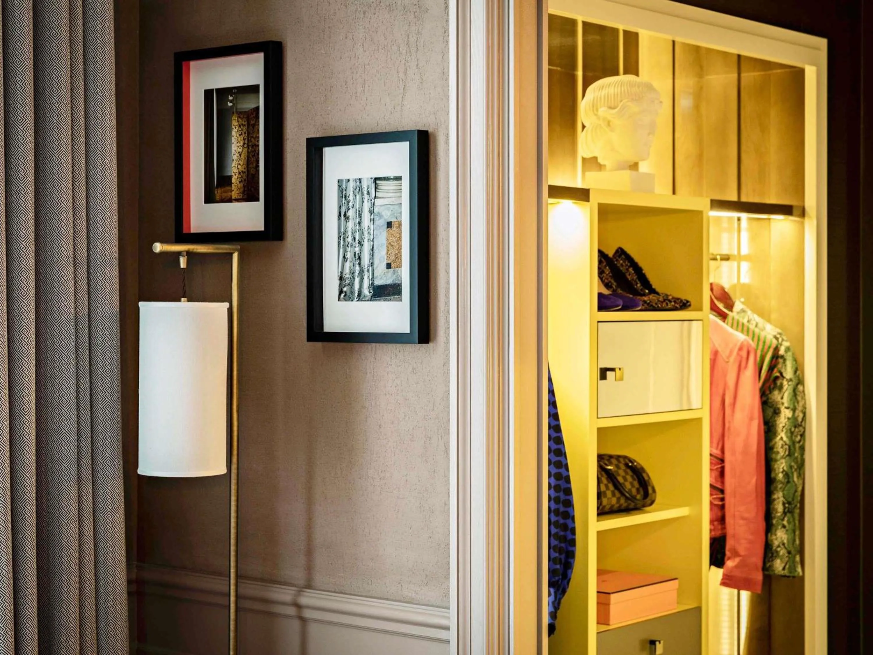 Bedroom, Bed in Sofitel Le Scribe Paris Opera