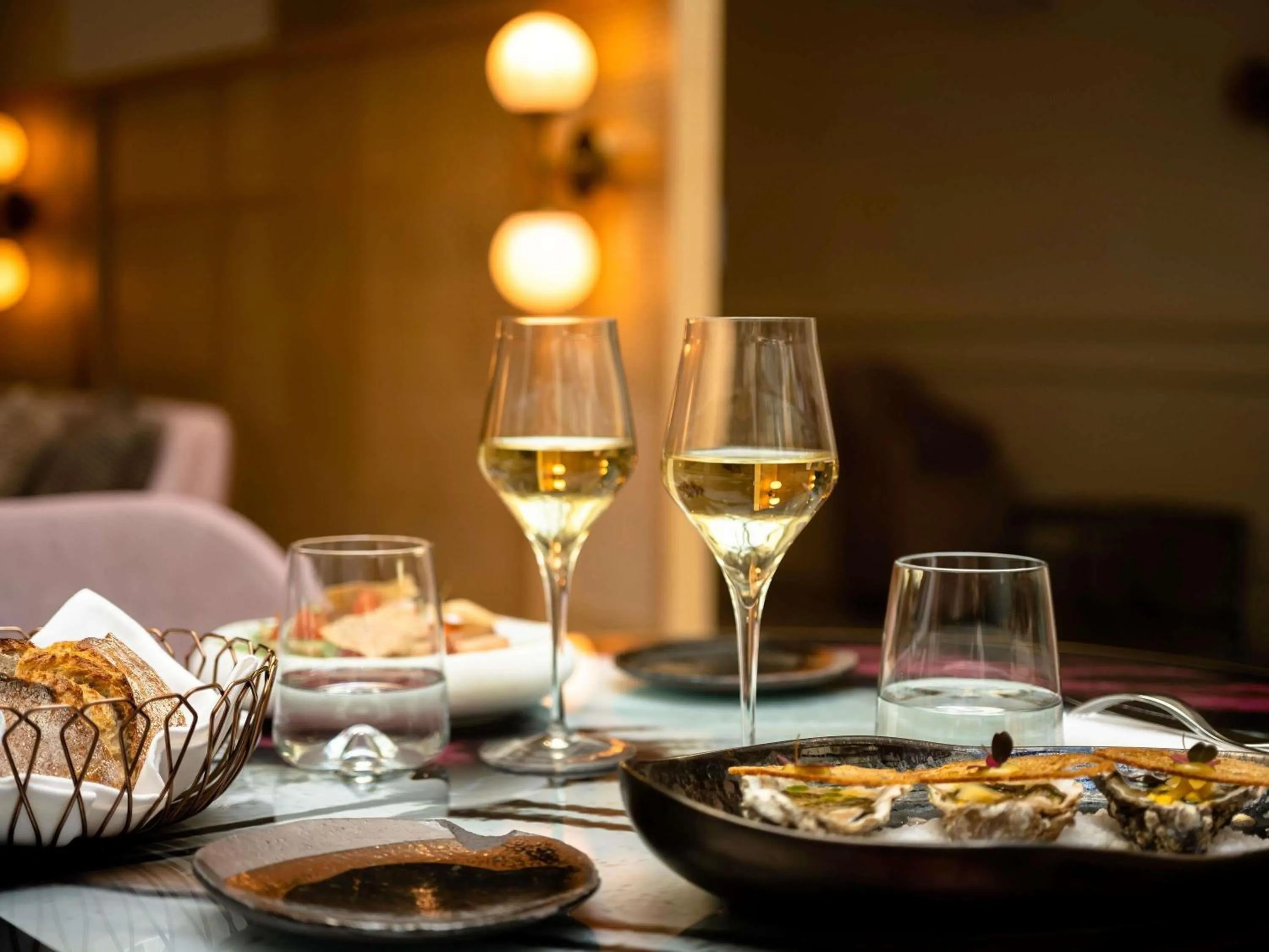 Restaurant/places to eat in Sofitel Le Scribe Paris Opera