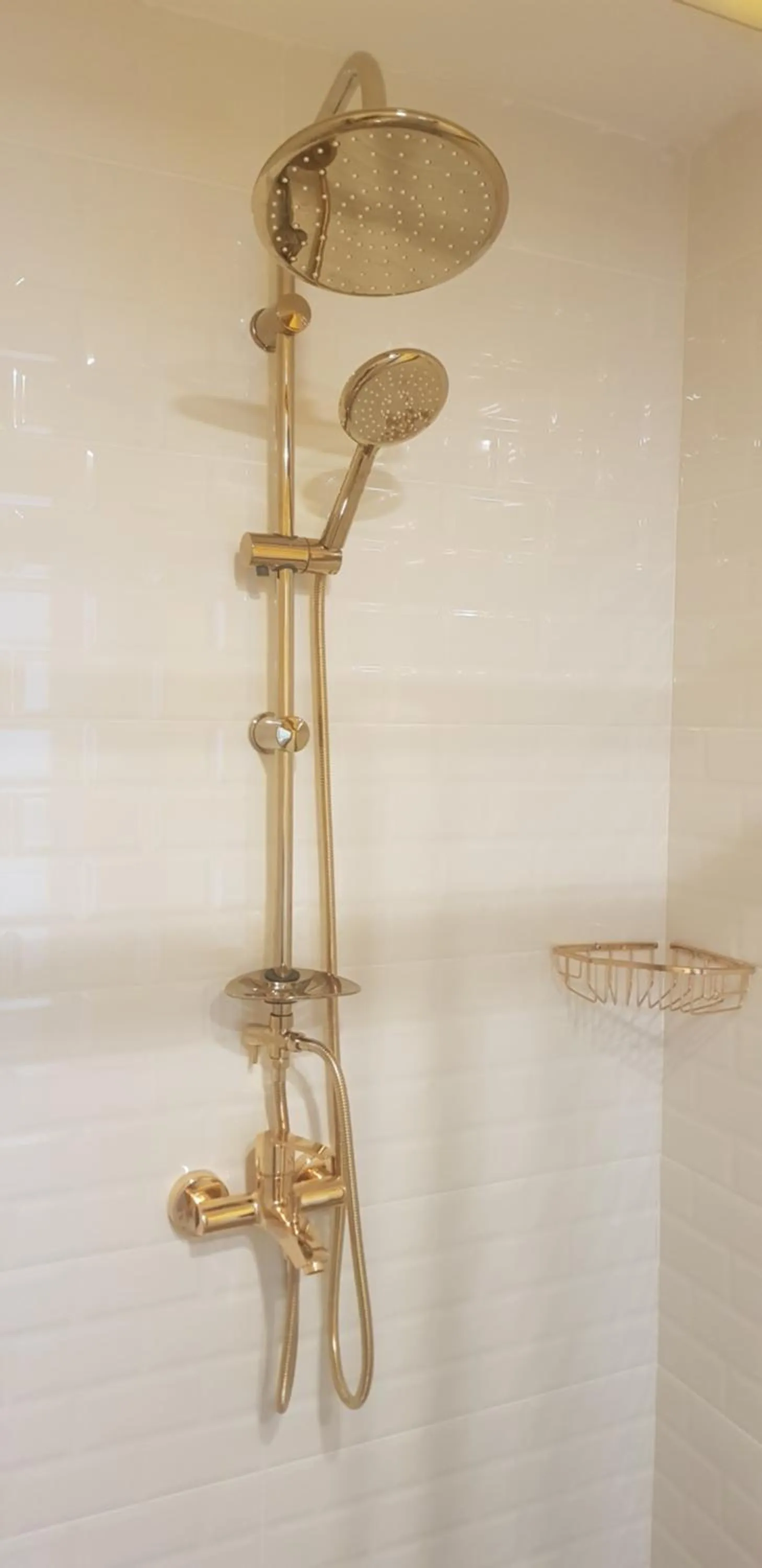 Shower in Fuego Design Suites
