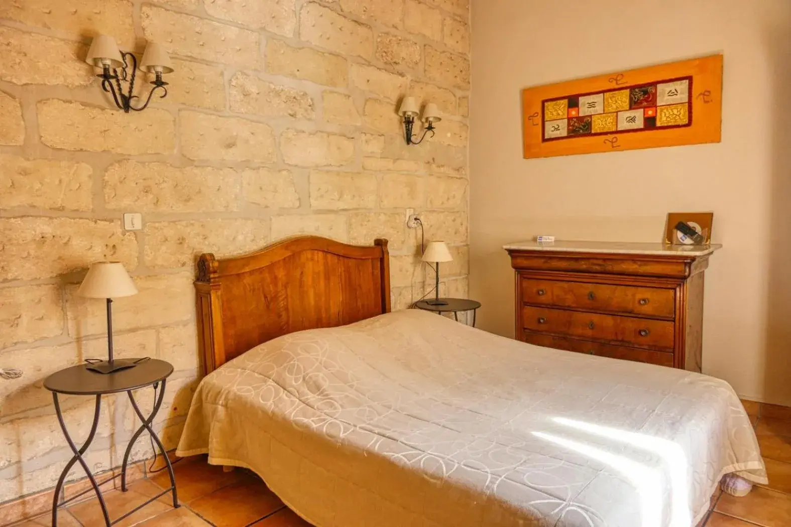 Bedroom, Bed in Au Saint Roch - Hôtel et Jardin