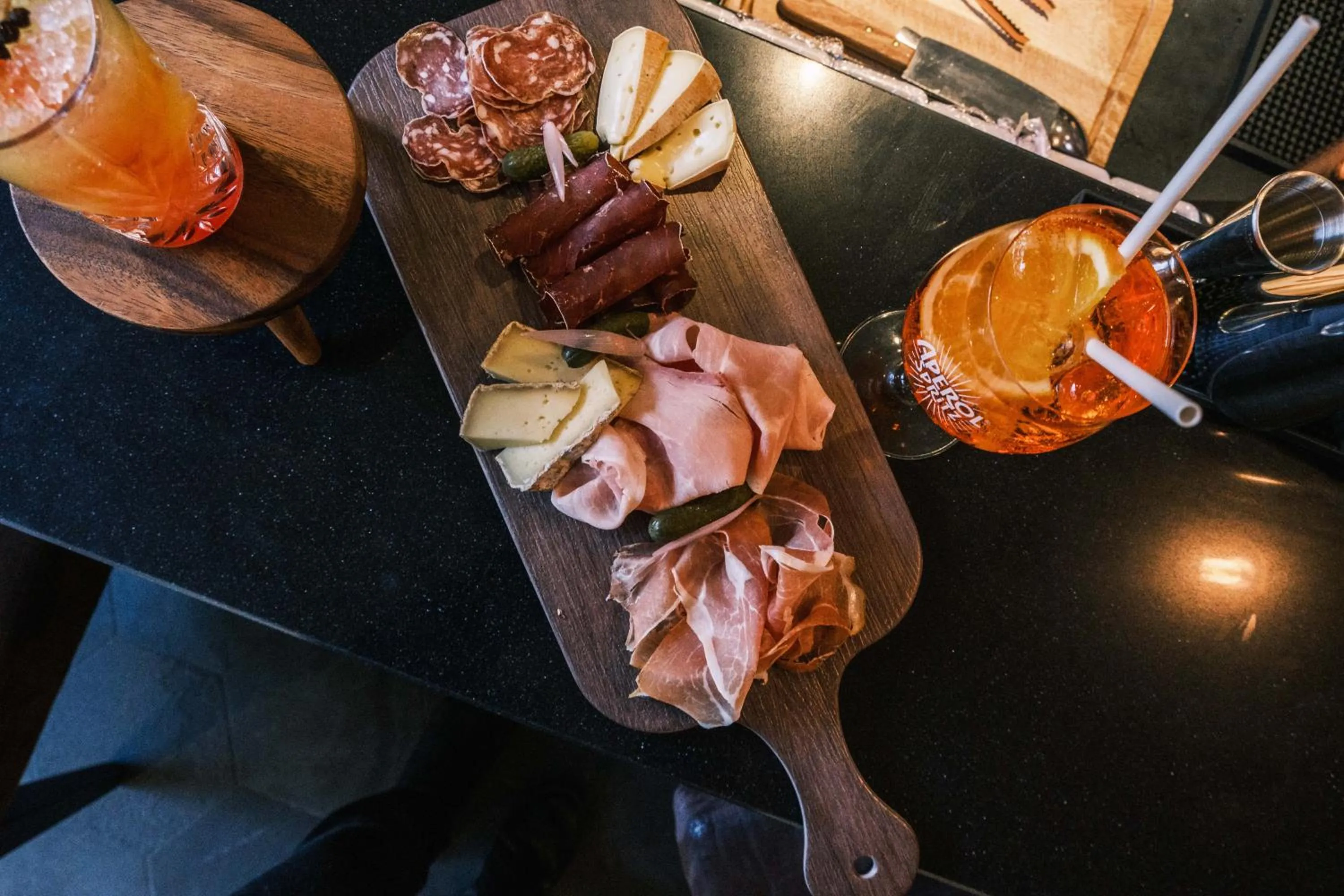 Lounge or bar in Chalet Hôtel Le Prieuré & Spa