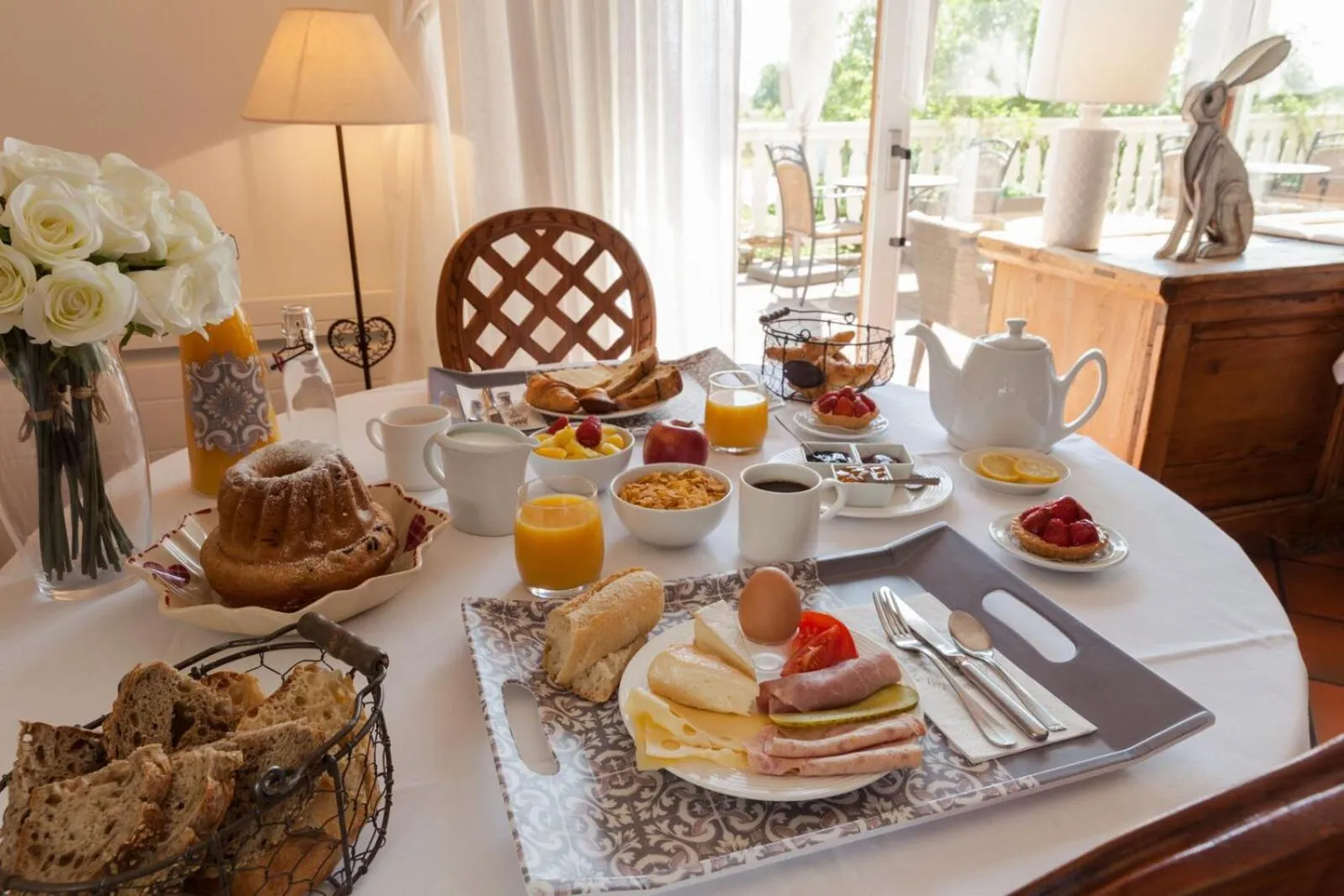 Buffet breakfast in Hôtel Restaurant Verger des Châteaux, The Originals Relais, proche Sélestat
