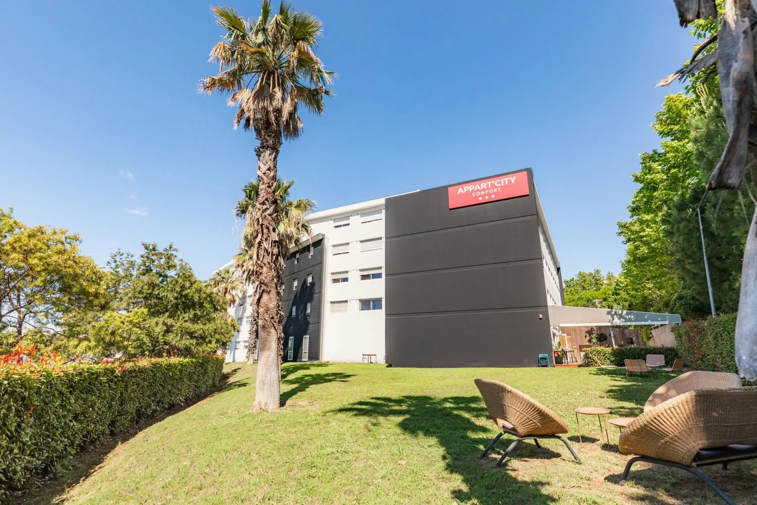 Property building in Appart’City Confort Montpellier Ovalie I Property building in Appart’City Confort Montpellier Ovalie I