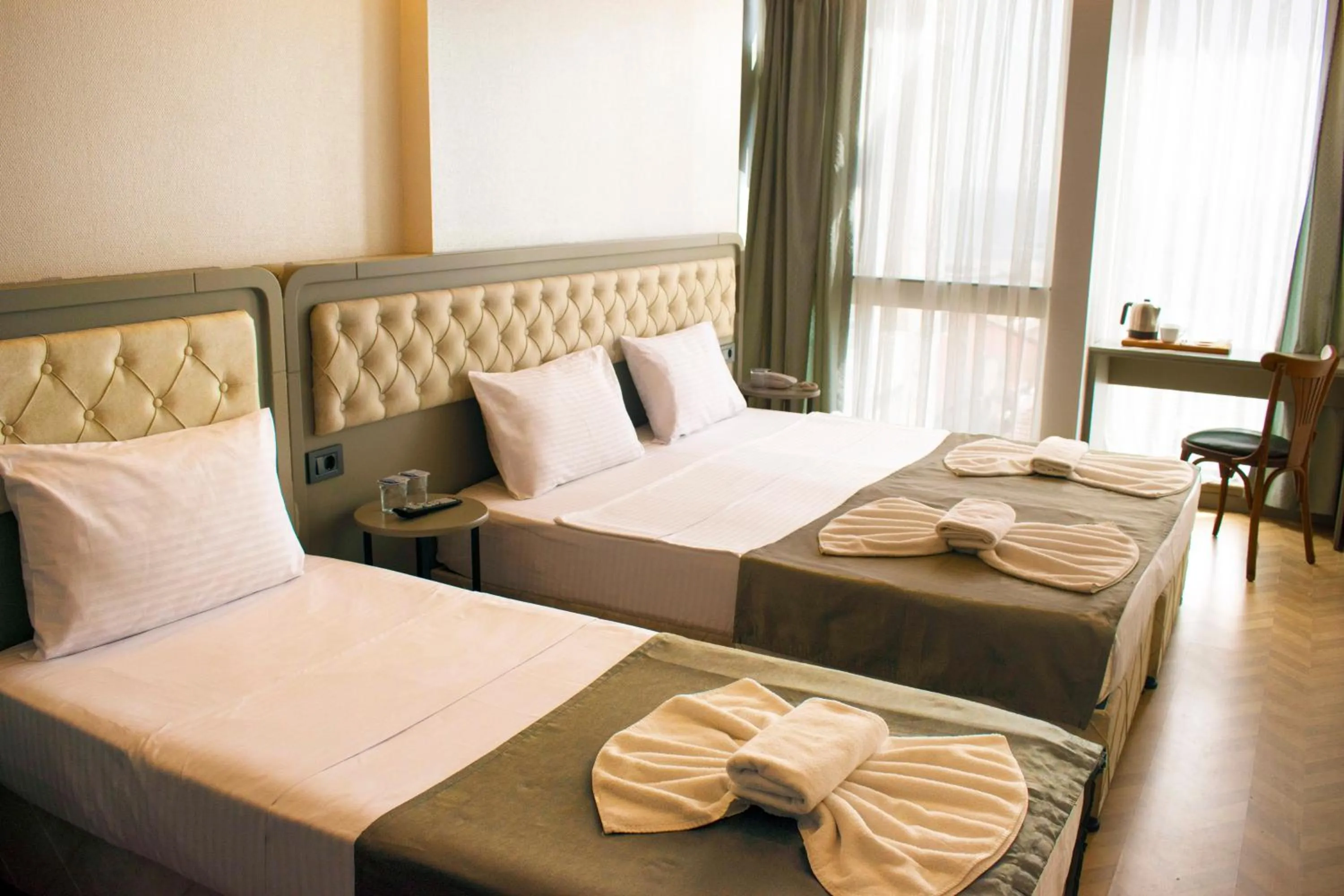 Photo of the whole room in Mayer Hotel Istanbul