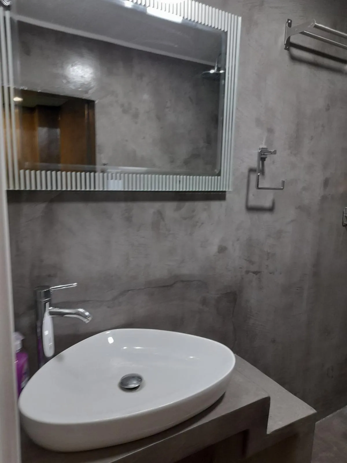 Bathroom in Day in Athens