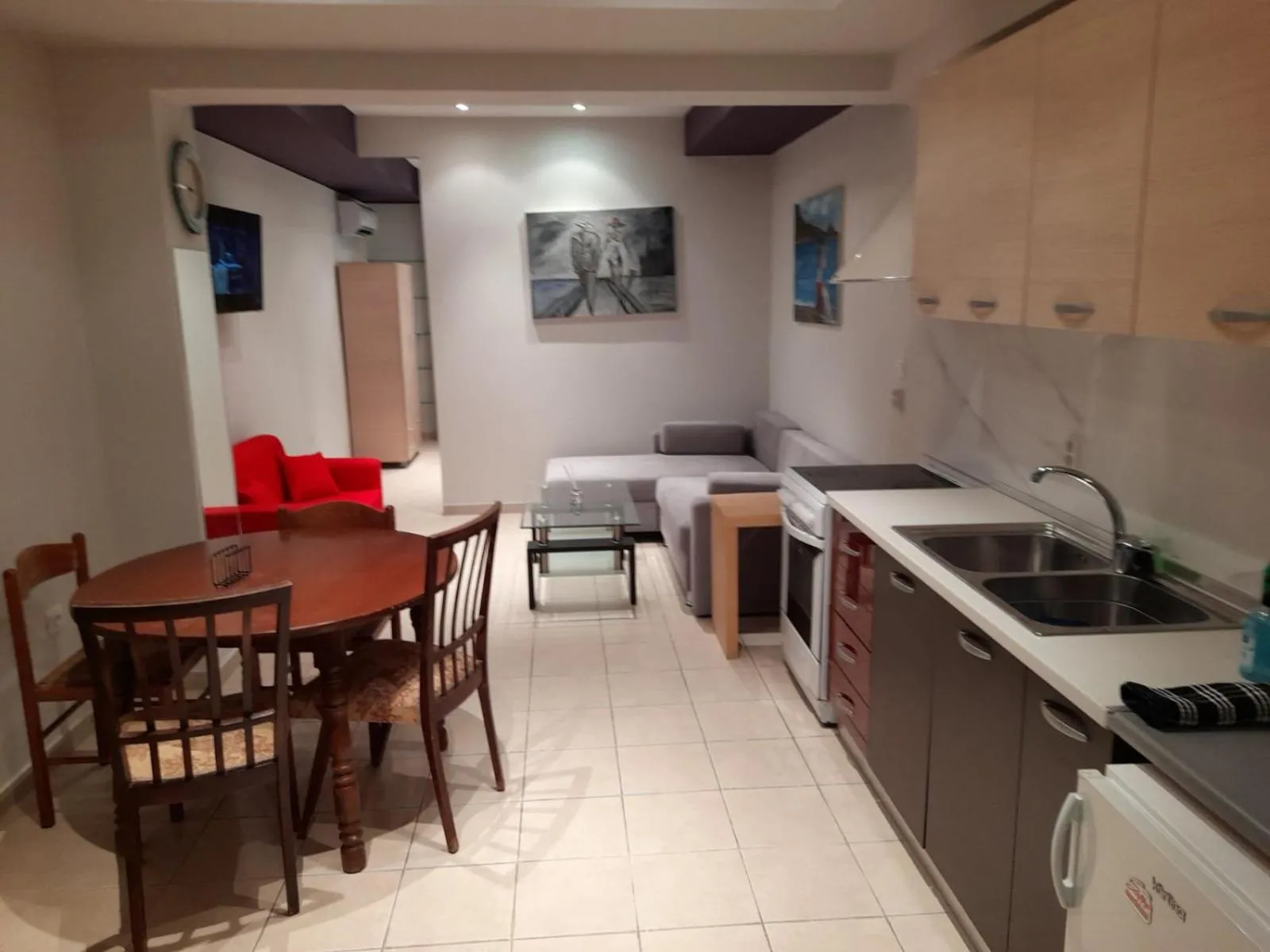 Kitchen or kitchenette in Day in Athens