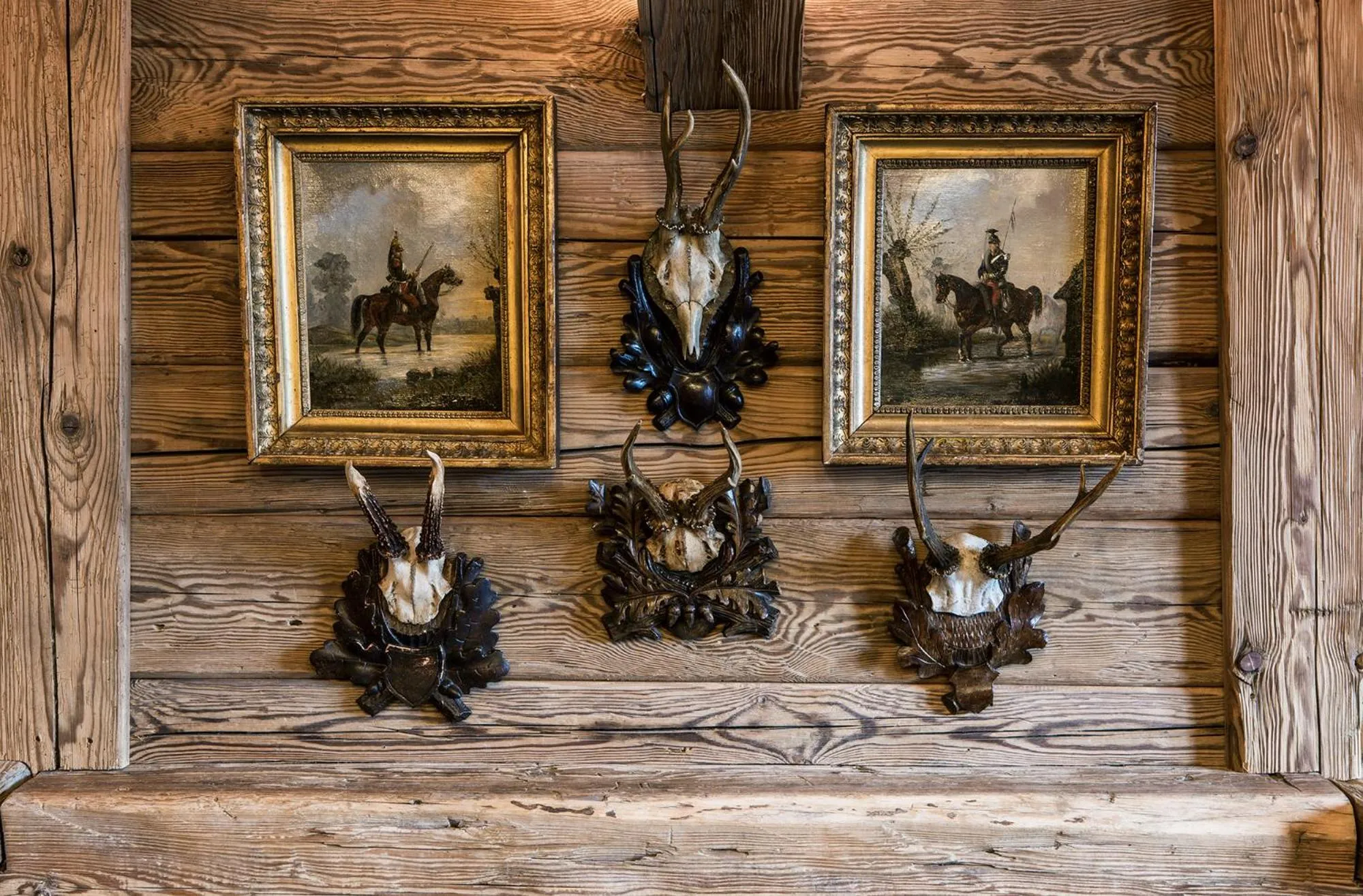 Decorative detail in Le Refuge de la Traye