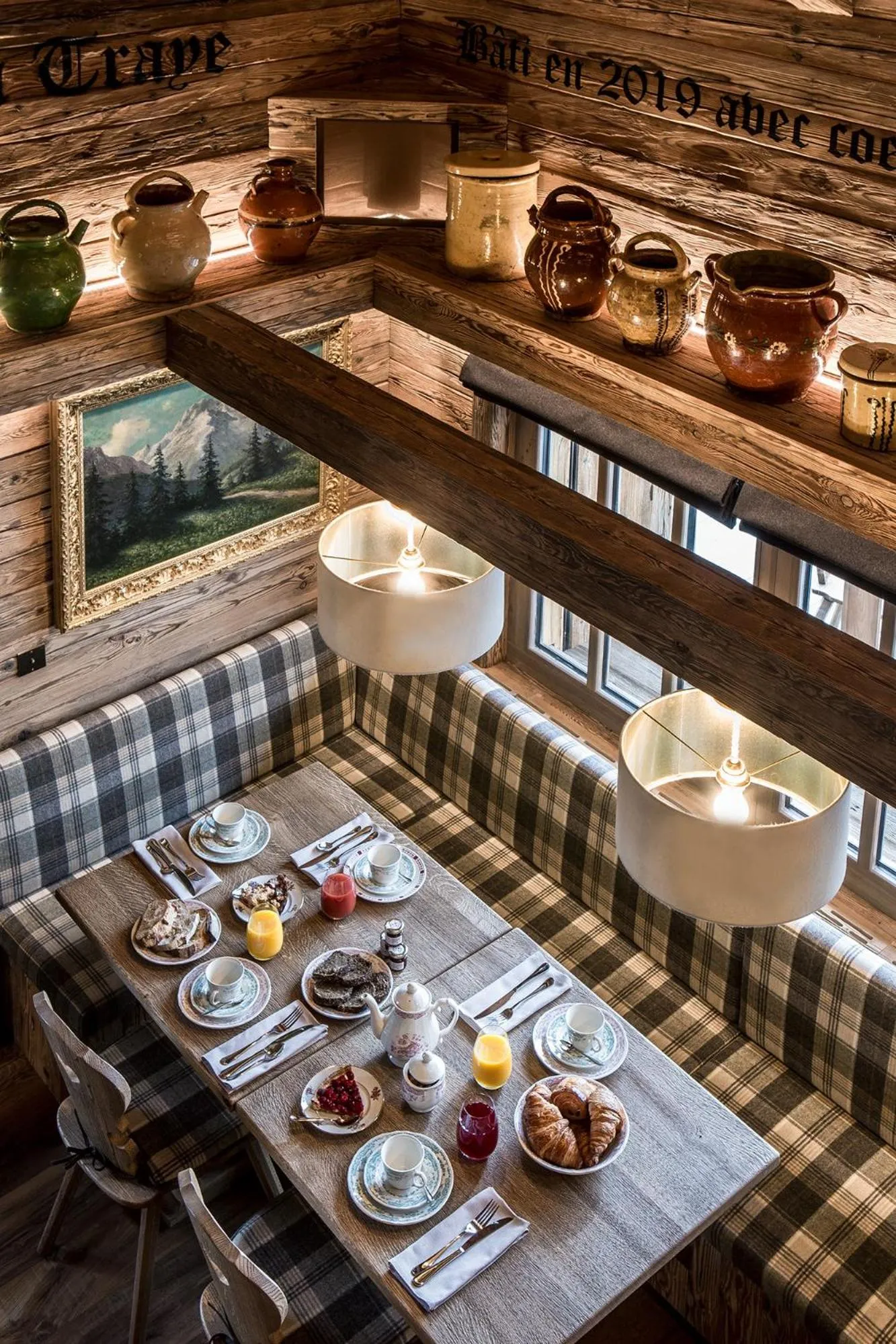 Restaurant/places to eat in Le Refuge de la Traye