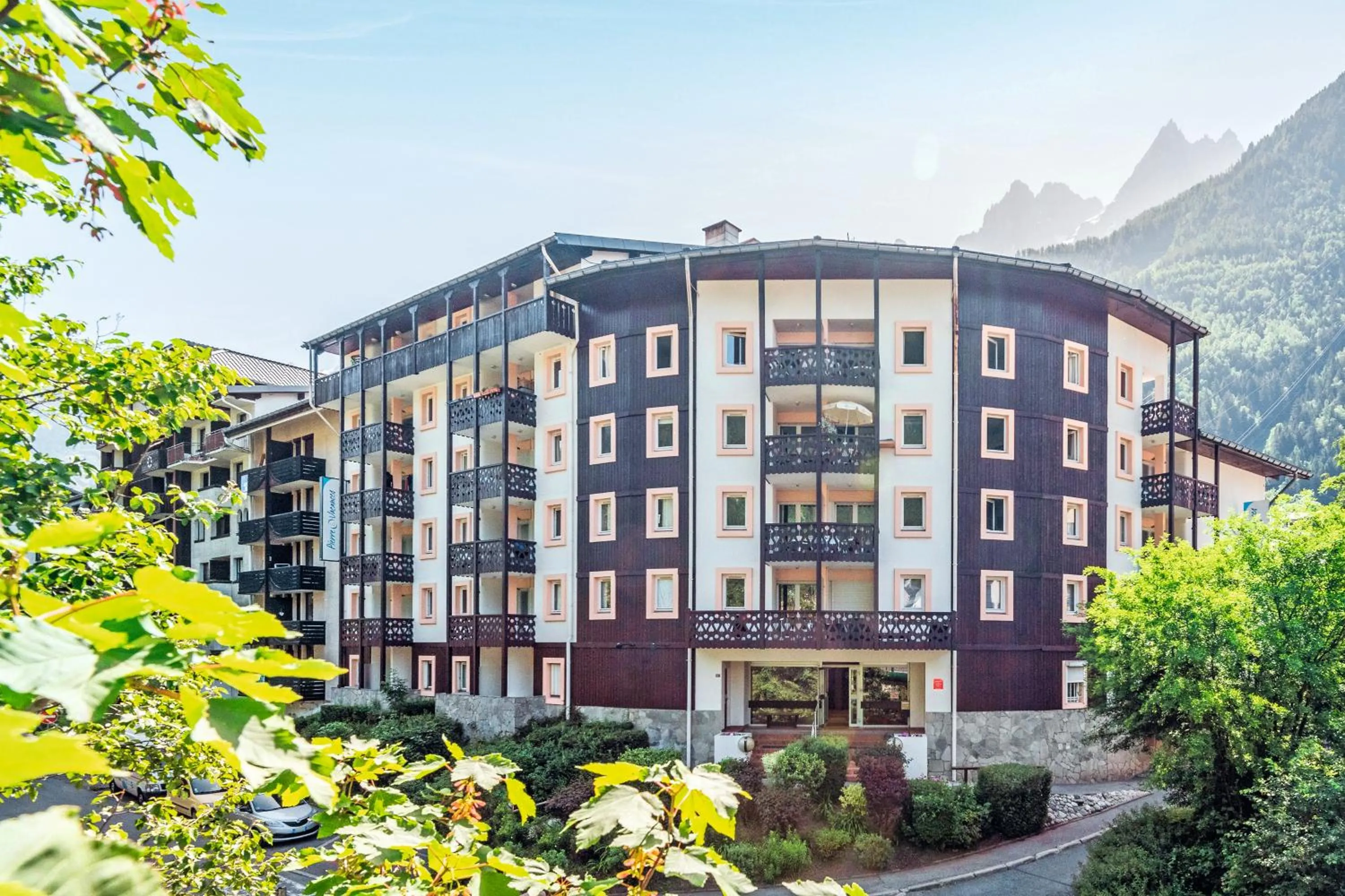 Property building in Résidence Pierre & Vacances La Rivière