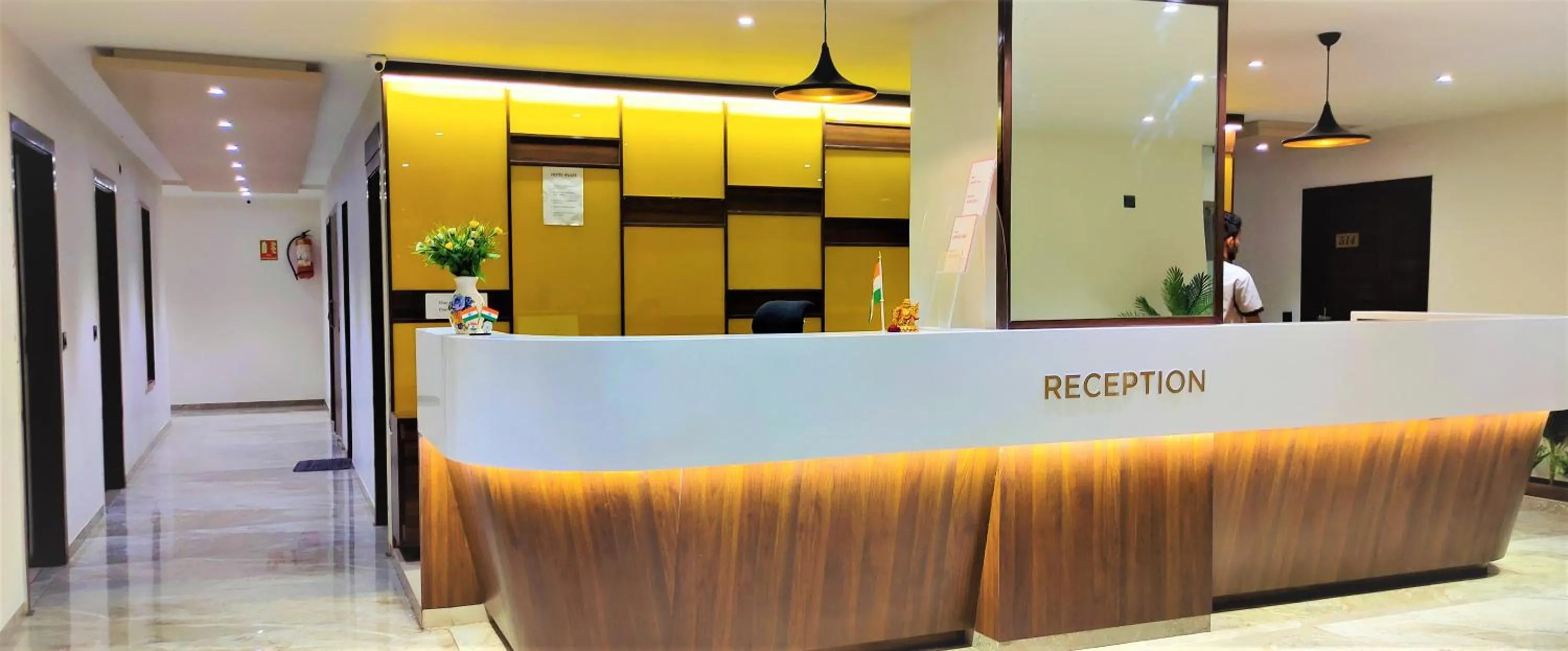 Lobby or reception in Hotel Sparsh Inn - Chandkheda