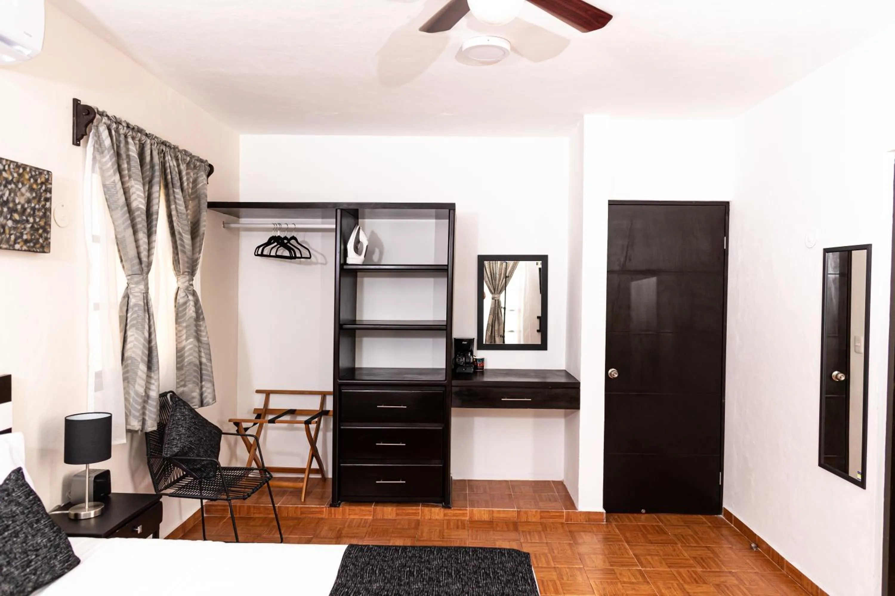 minibar in Santa Fe Studios And Suites