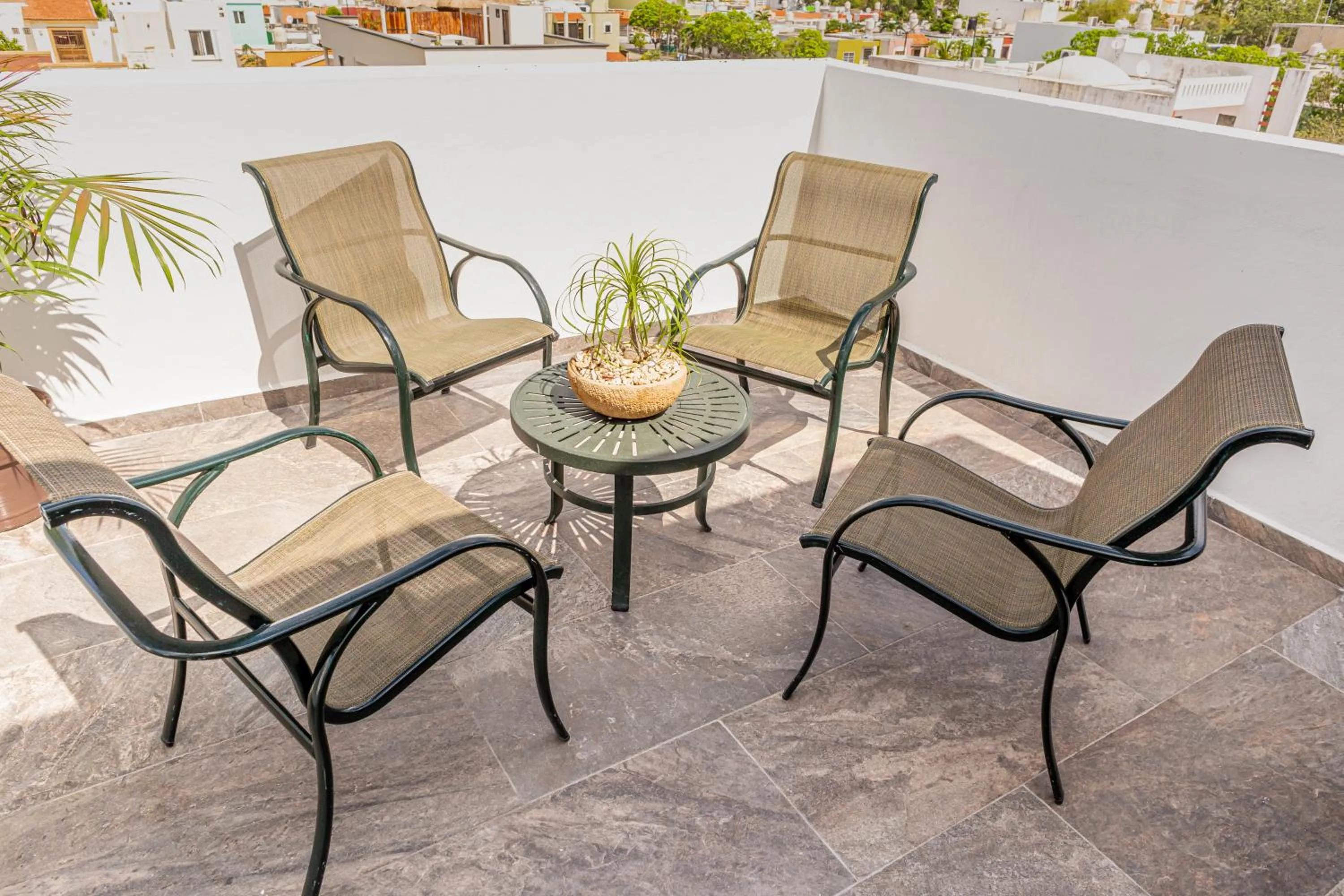 Day in Santa Fe Studios And Suites