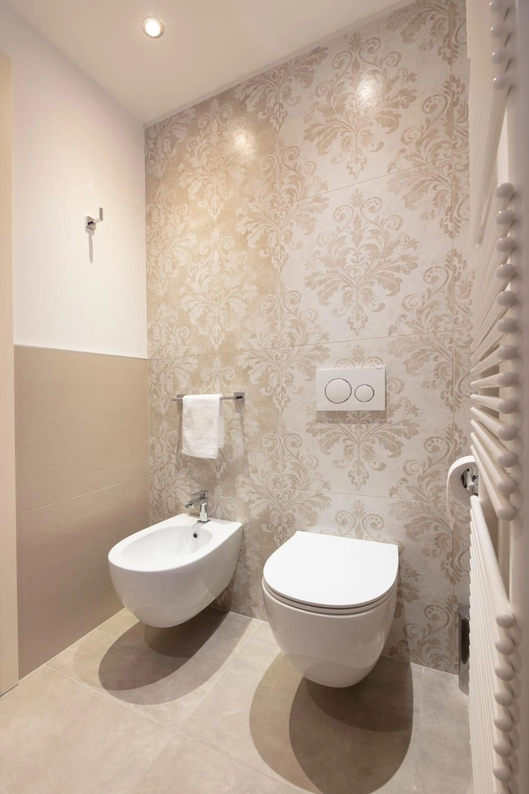 Bathroom in Hotel La Caporala