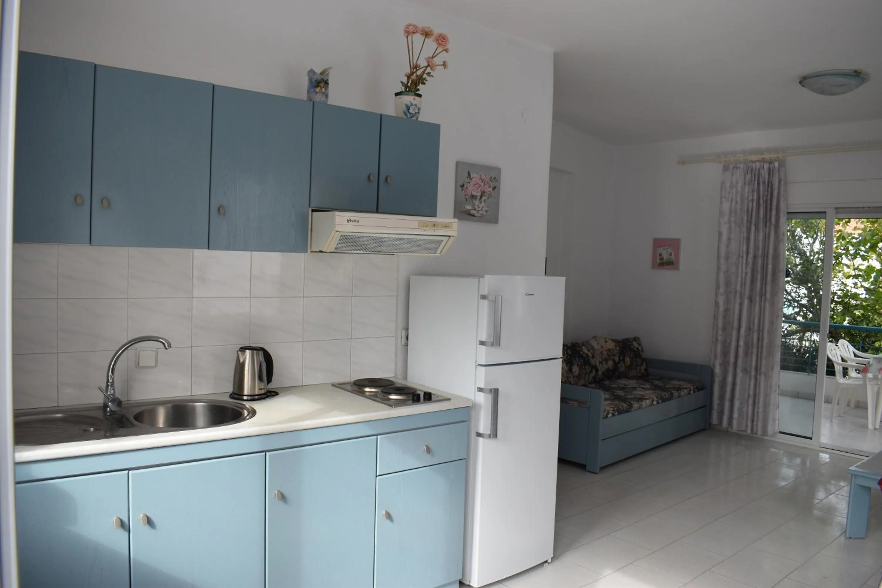 Niki Apartments