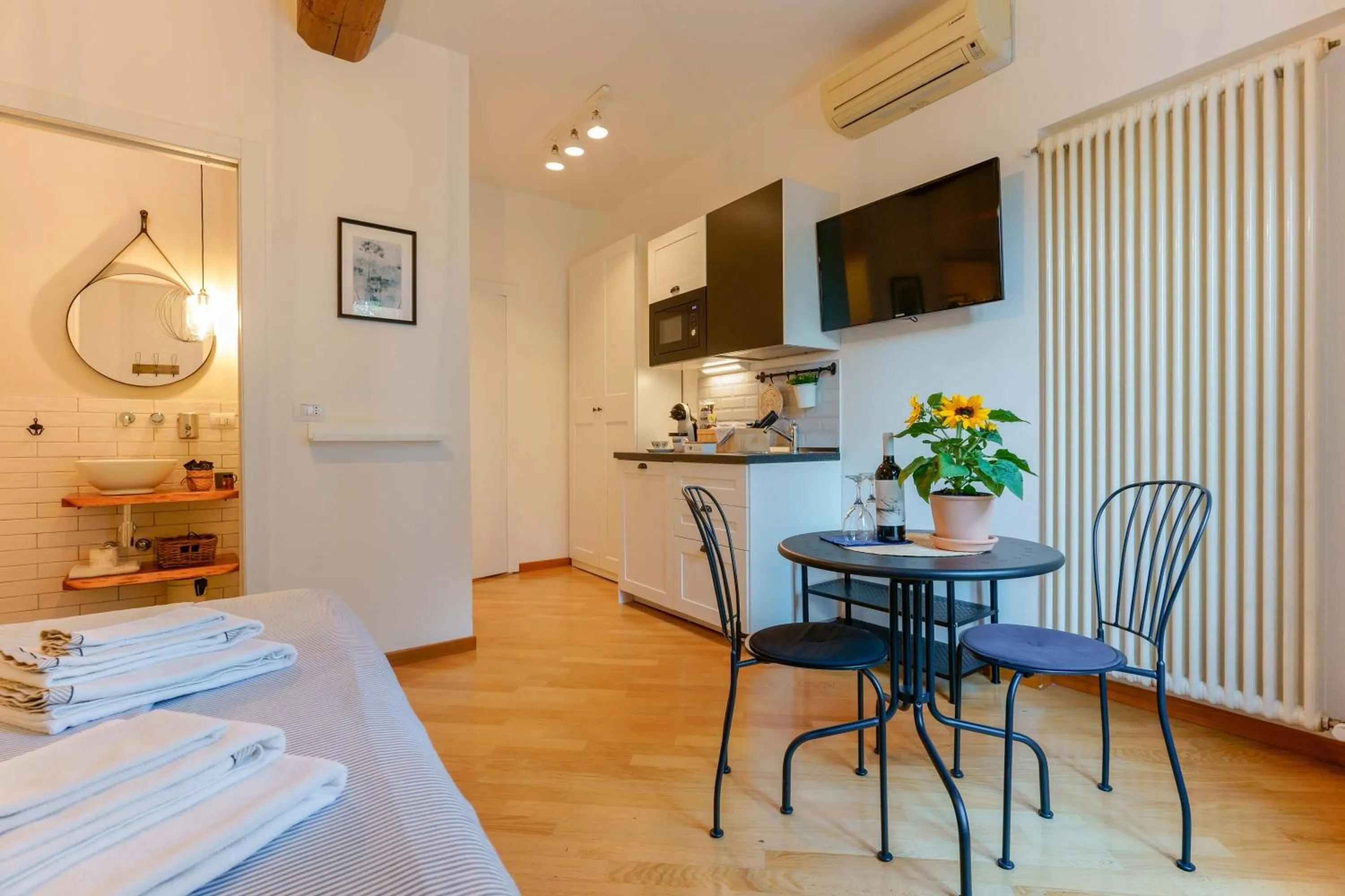 Seating area in B&B Il Viaggio Bologna