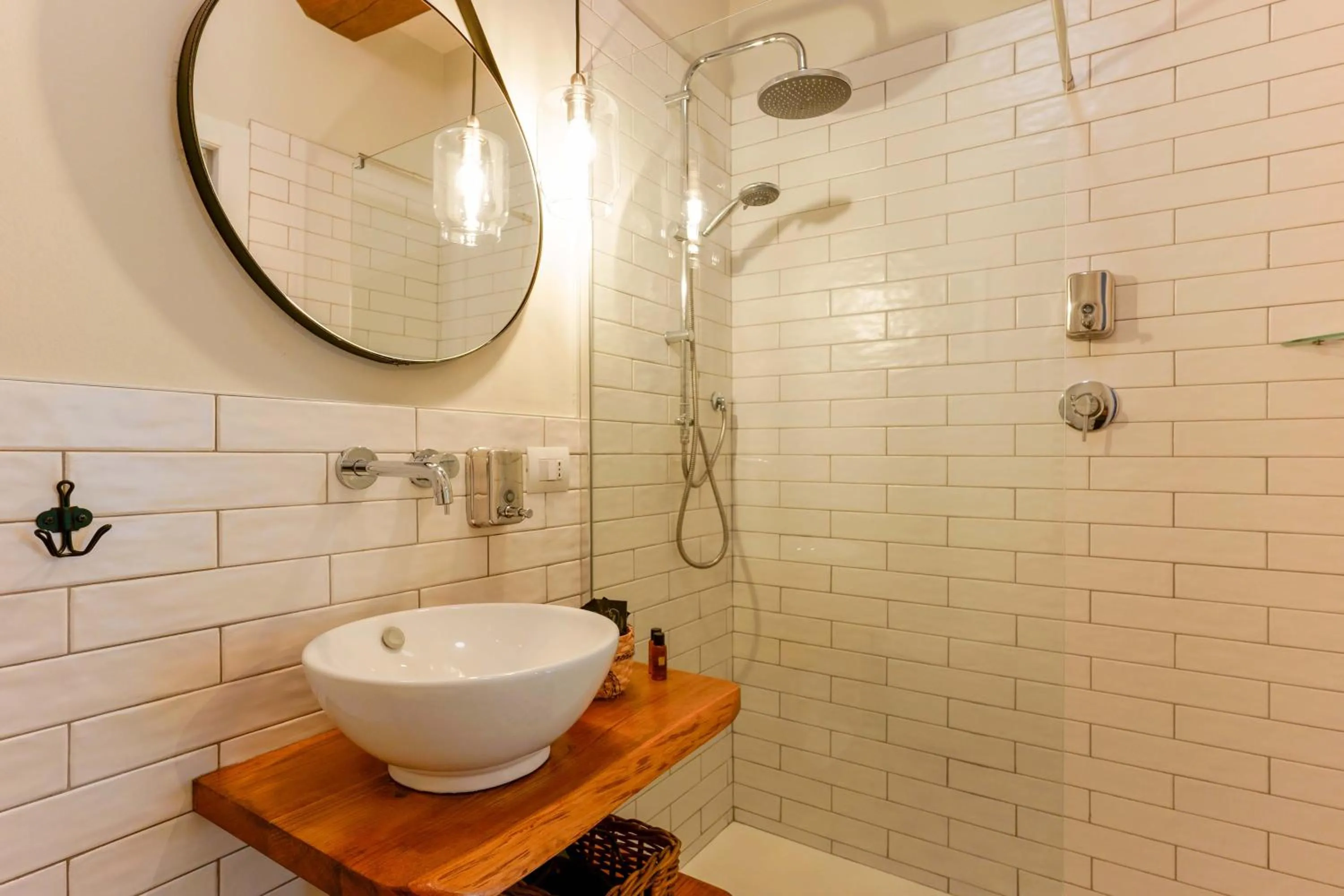 Bathroom in B&B Il Viaggio Bologna