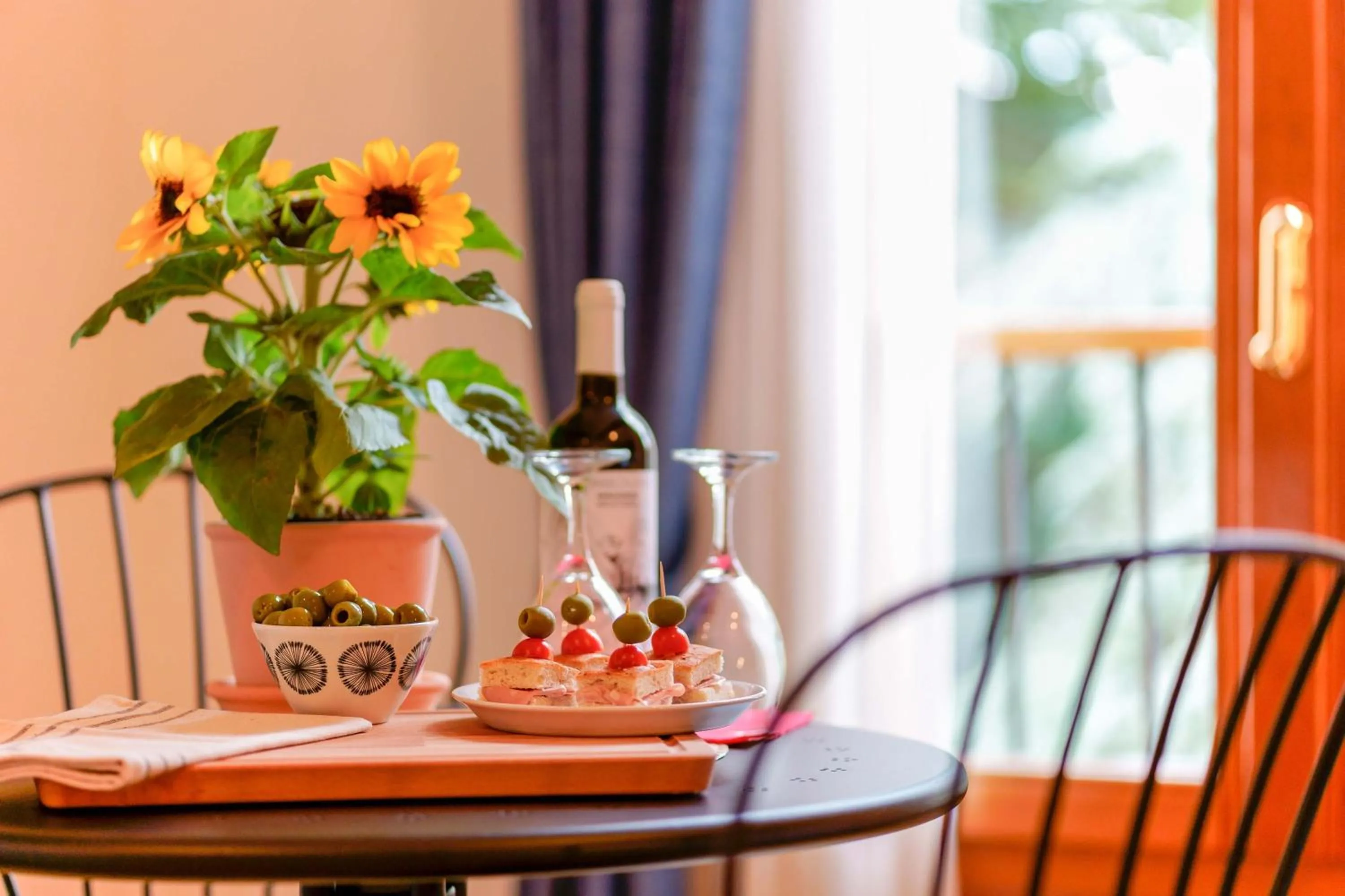 Dining area in B&B Il Viaggio Bologna