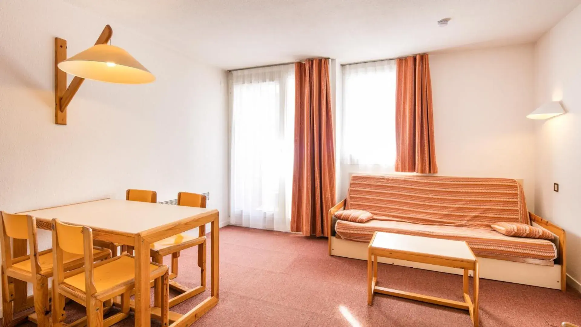 Living room in Vacancéole - Résidence La Croix Margot Living room in Vacancéole - Résidence La Croix Margot