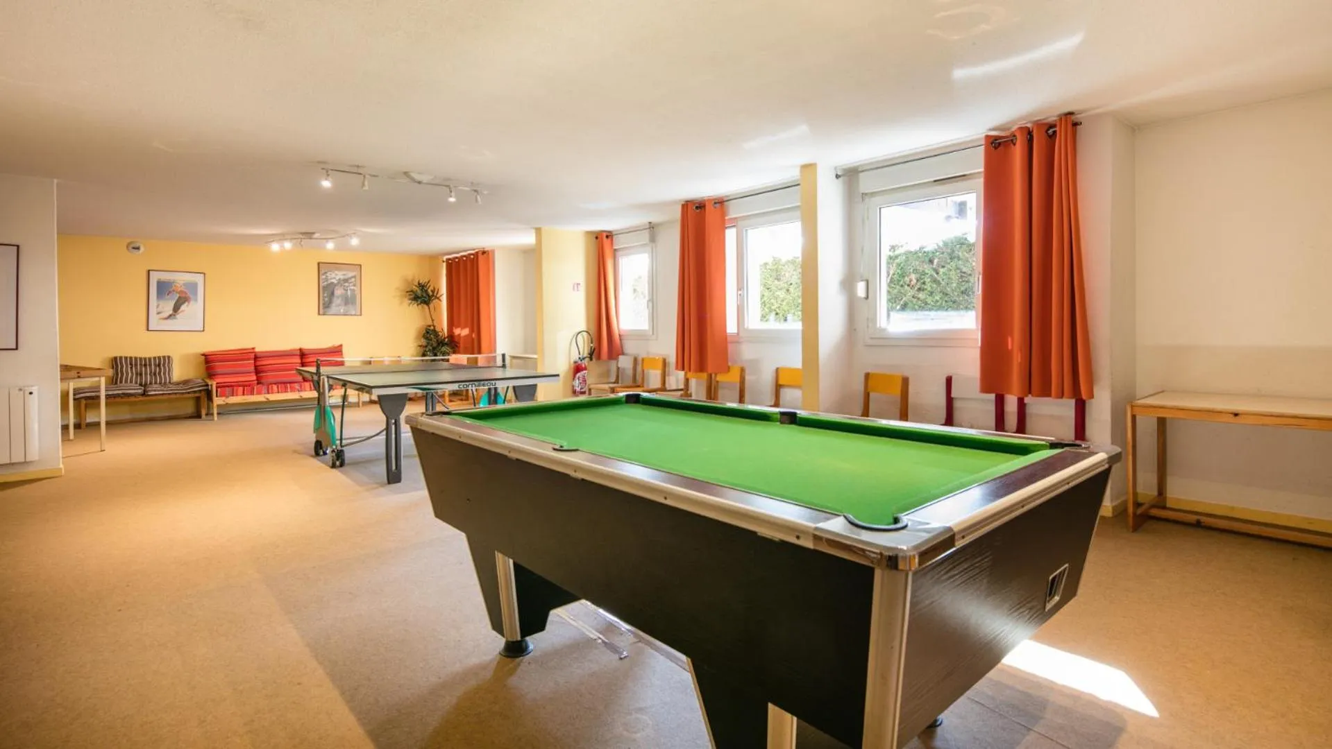 Billiard in Vacancéole - Résidence La Croix Margot