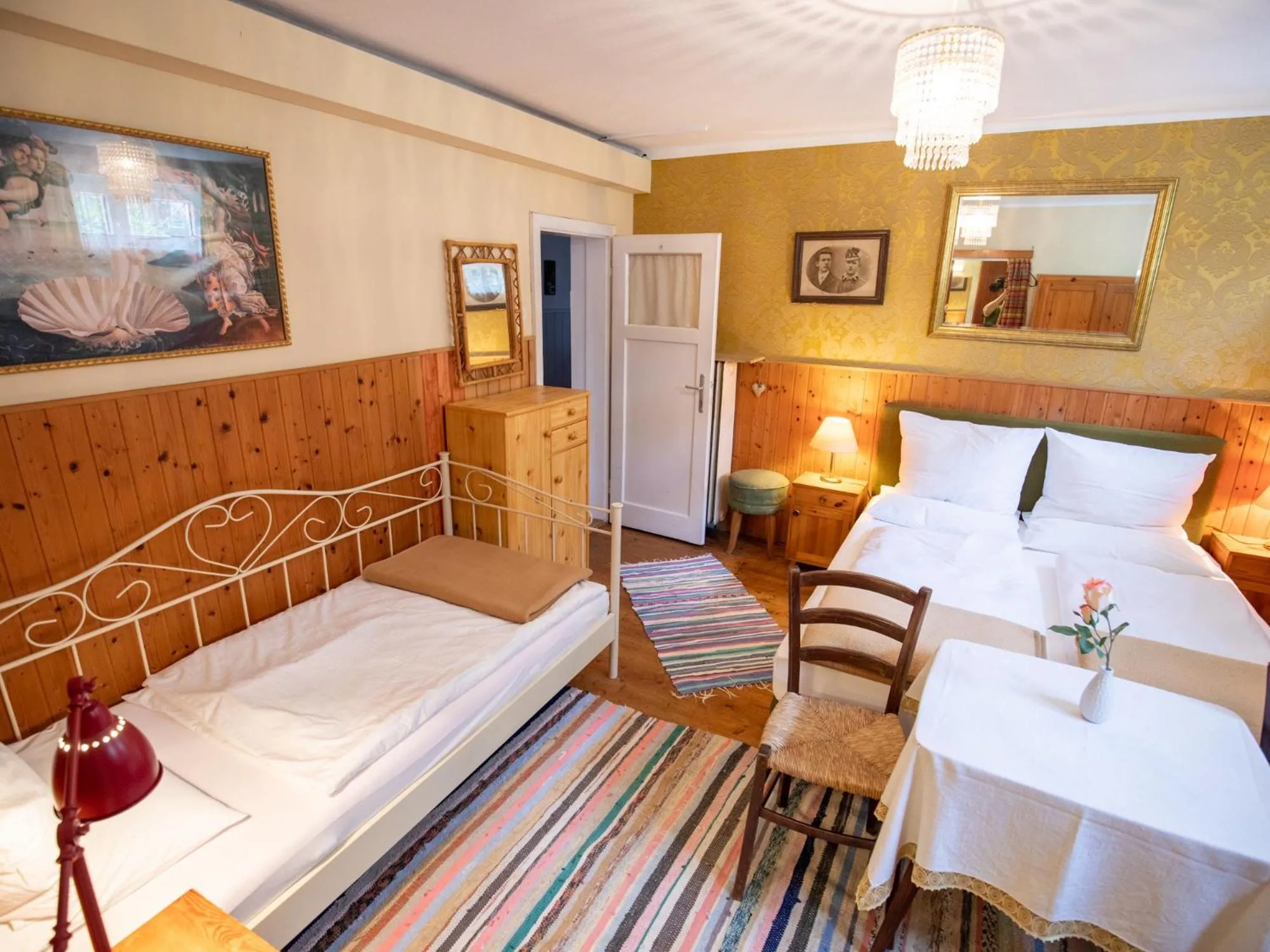 Photo of the whole room in Gästehaus Pension Ria