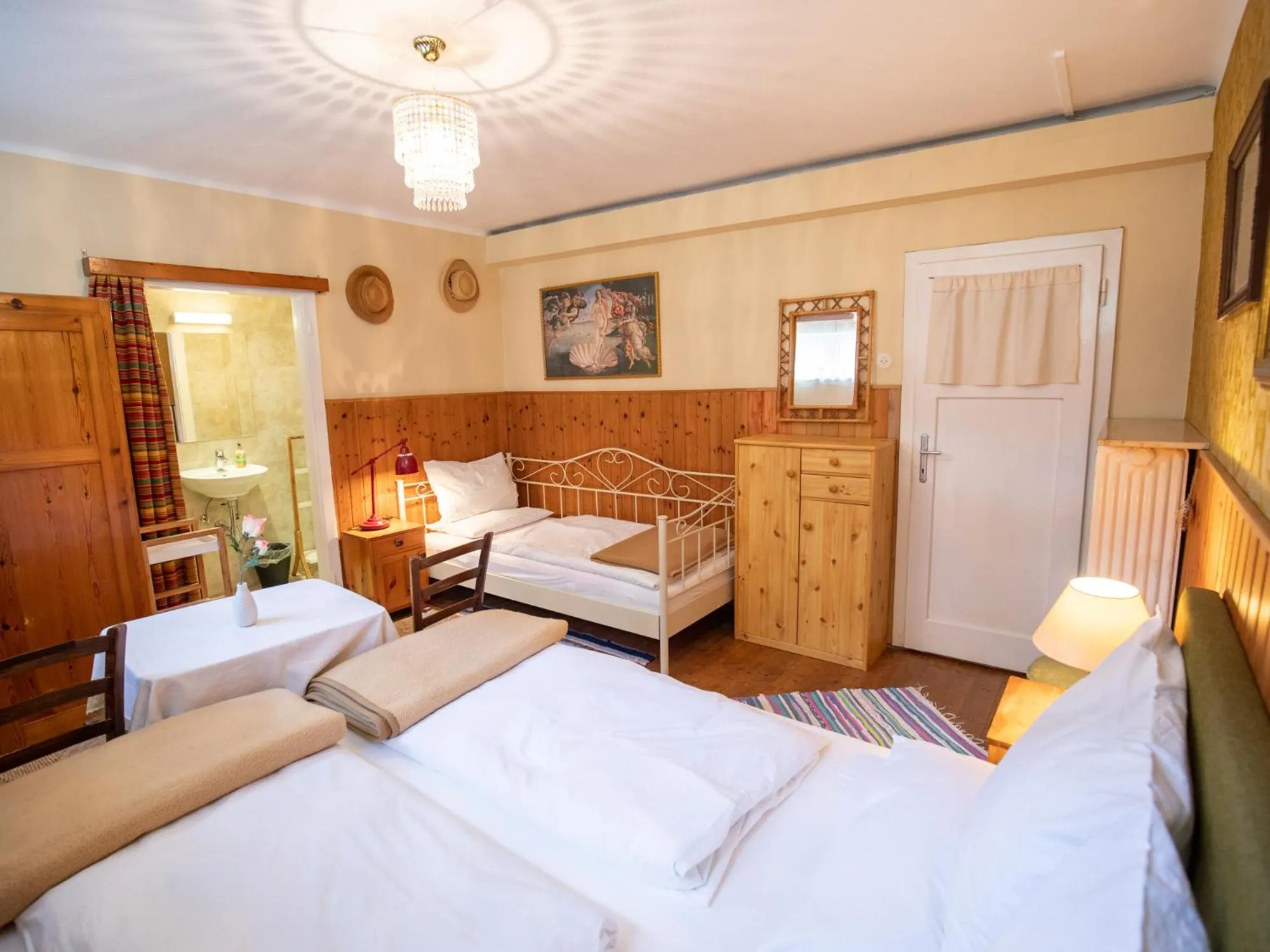 Photo of the whole room in Gästehaus Pension Ria