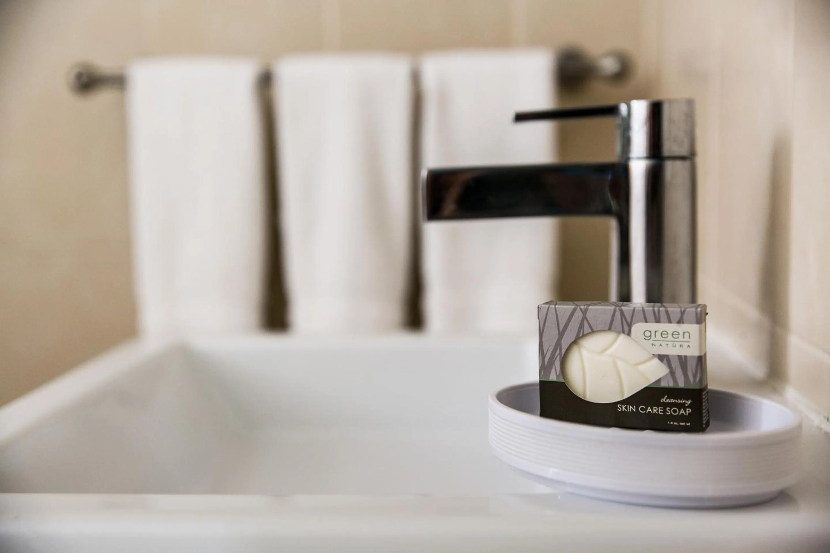 Bathroom in Numero Uno Beach Apartments