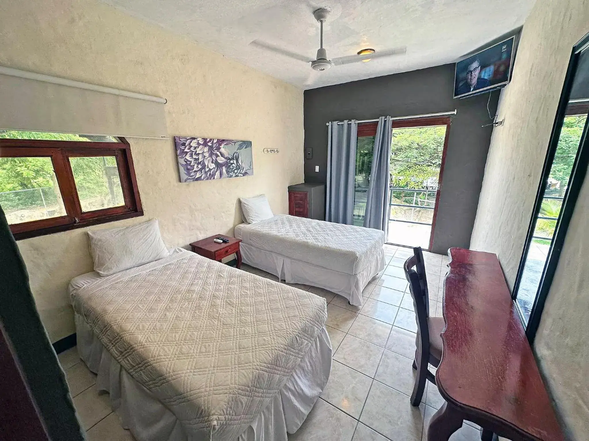 Twin Room in Surf Ranch Hotel & Resort Twin Room in Surf Ranch Hotel & Resort