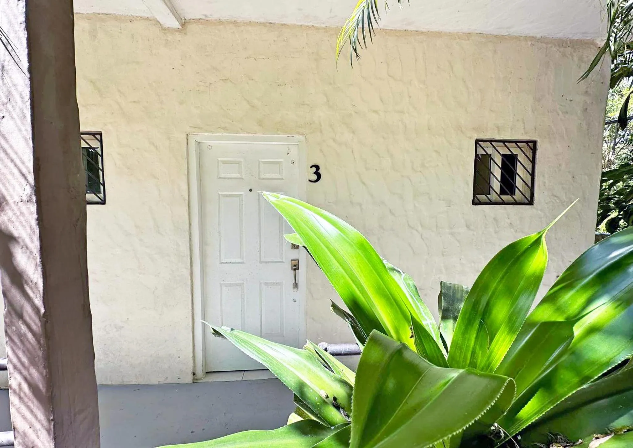 Facade/entrance in Surf Ranch Hotel & Resort