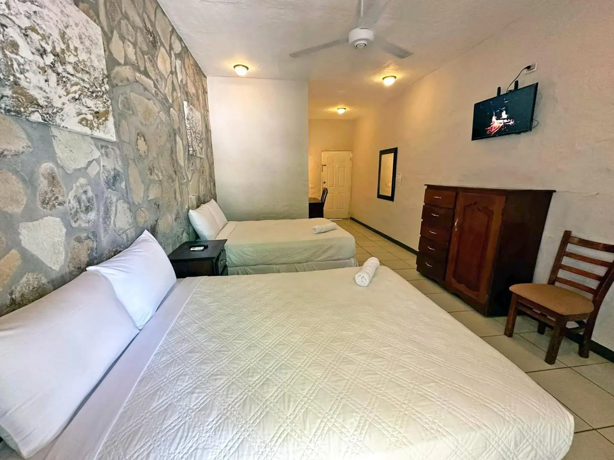 Deluxe Family Suite in Surf Ranch Hotel & Resort Deluxe Family Suite in Surf Ranch Hotel & Resort