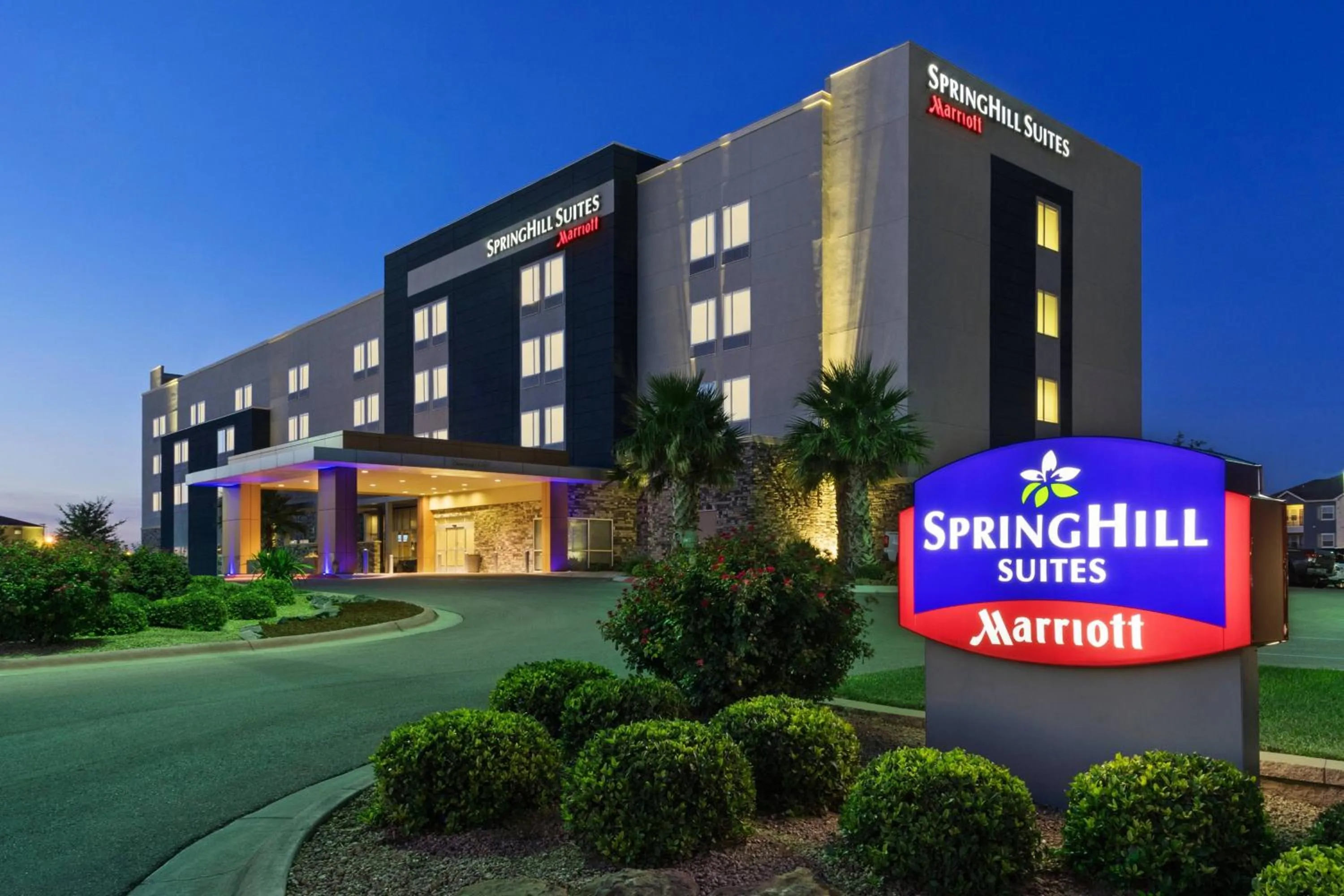 Property building in SpringHill Suites by Marriott Midland Odessa