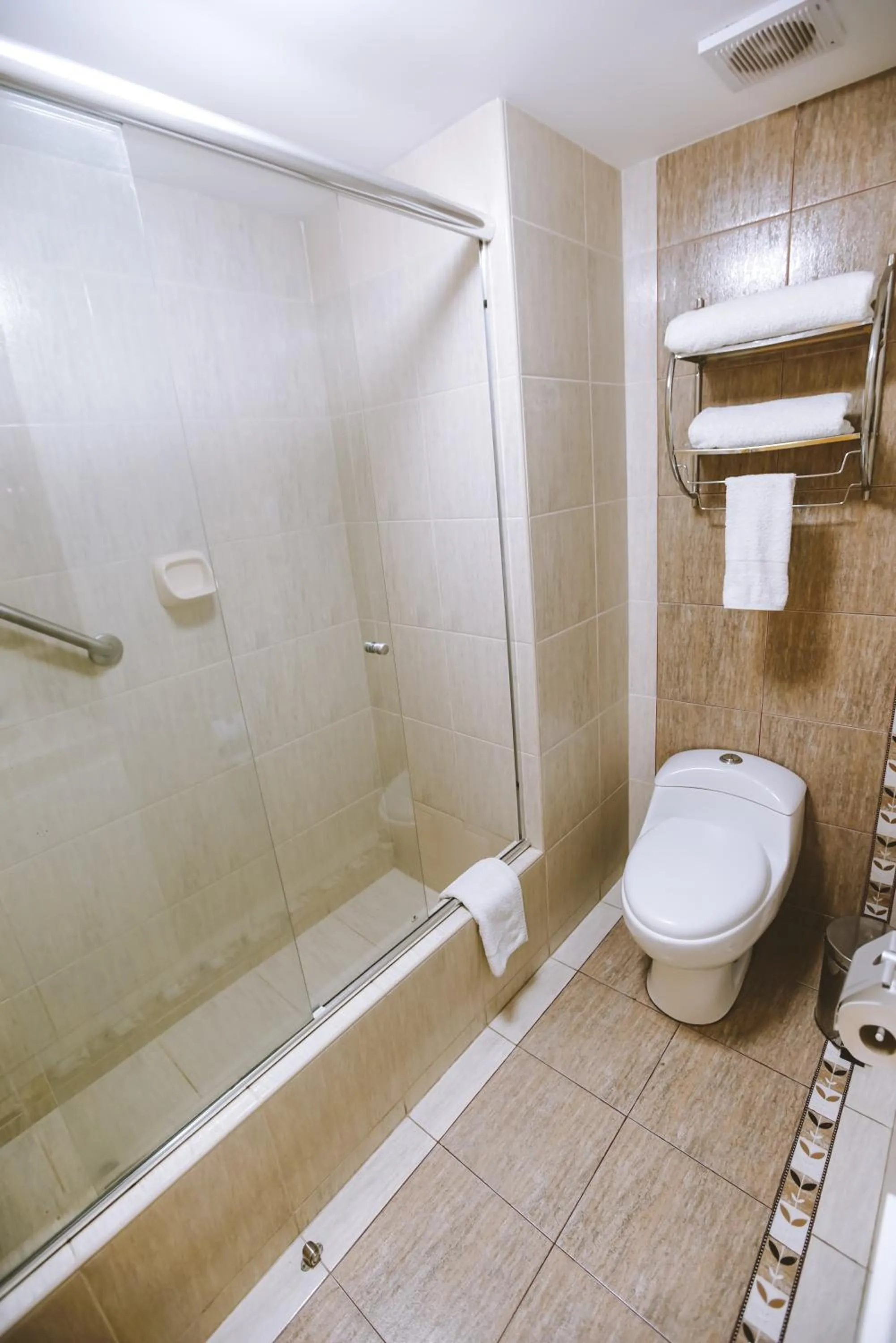 Bathroom in WinMeier Hotel y Casino