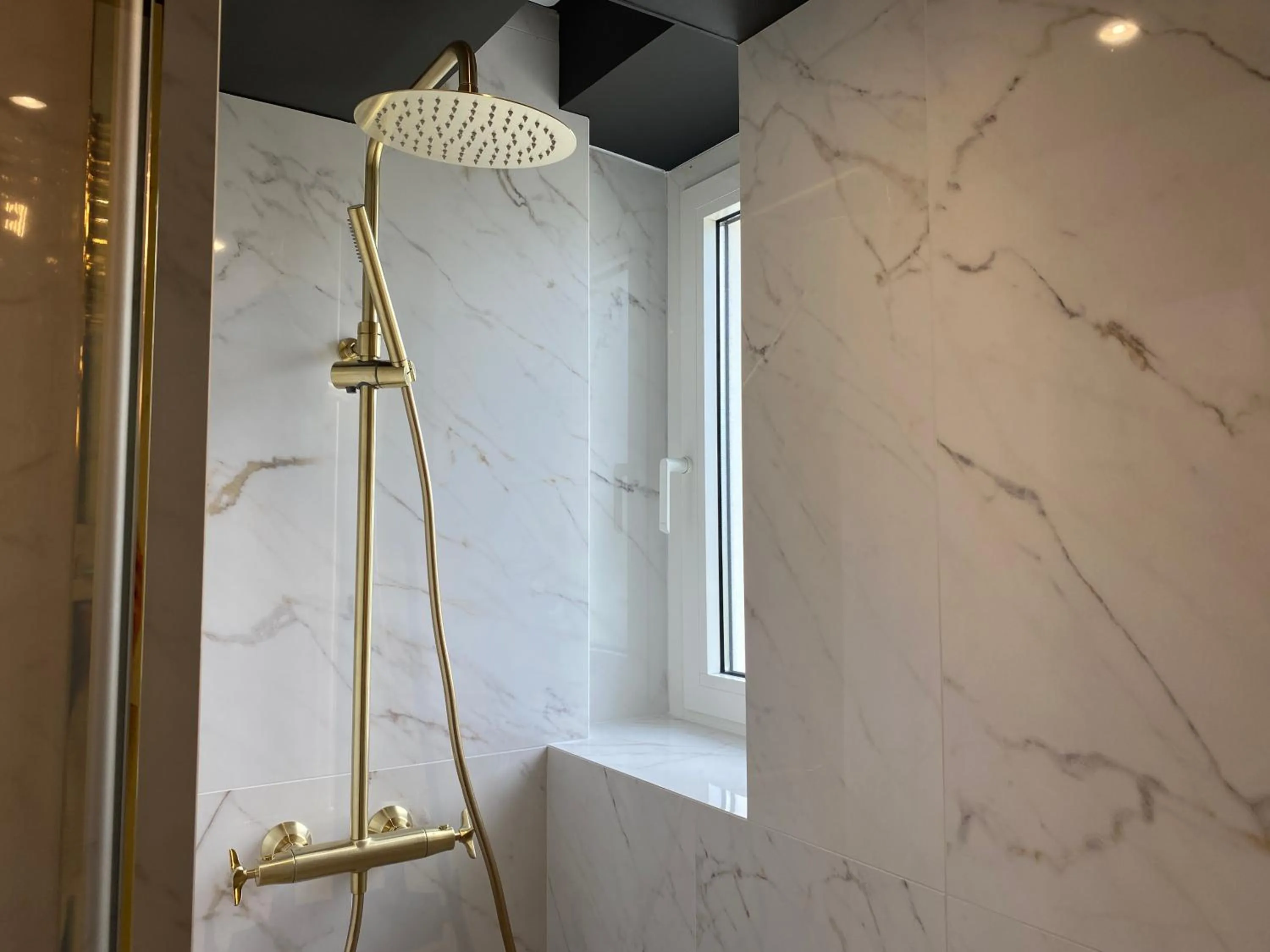 Bathroom in Park Hotel Bellevue