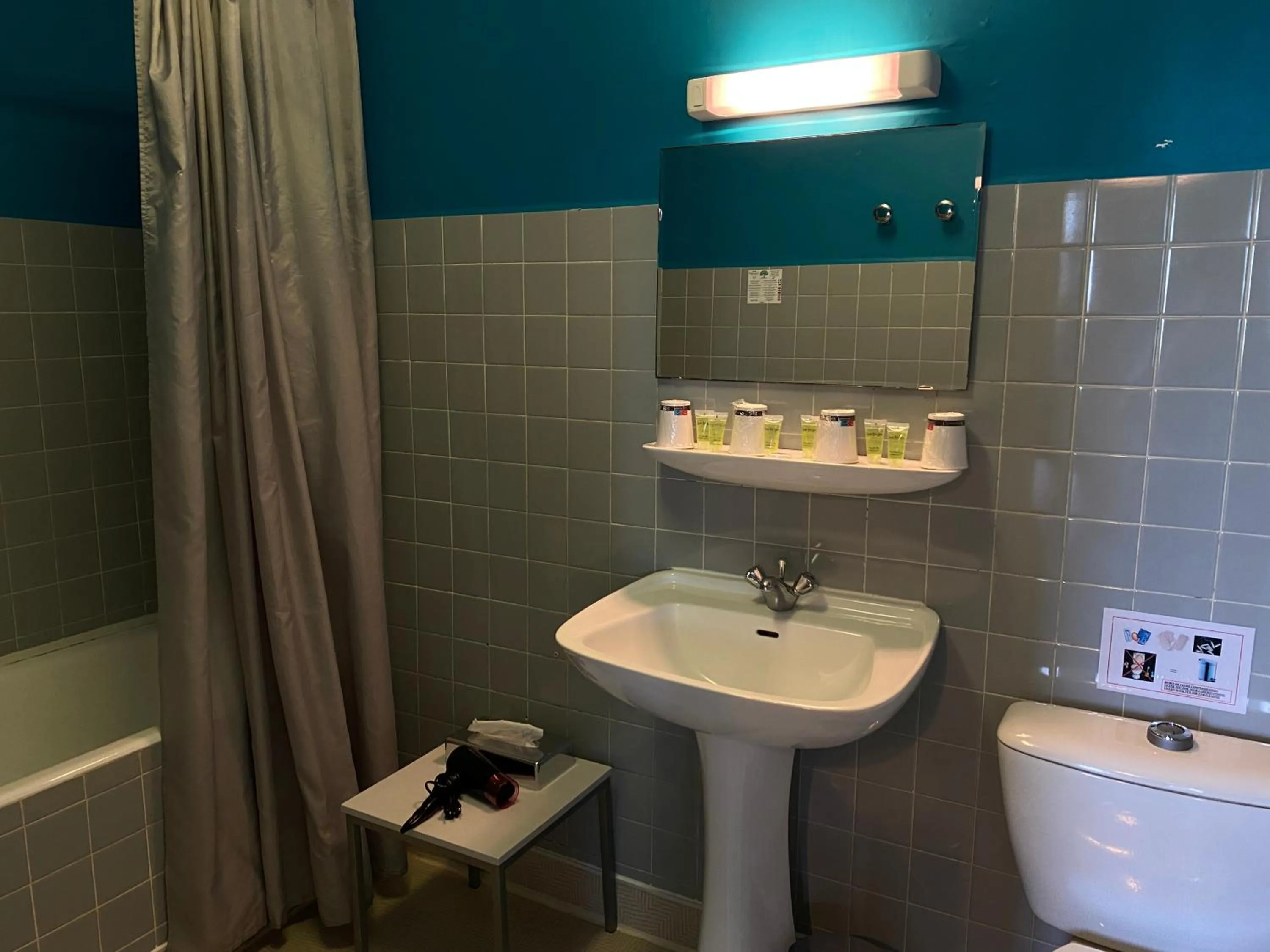 Bathroom in Park Hotel Bellevue