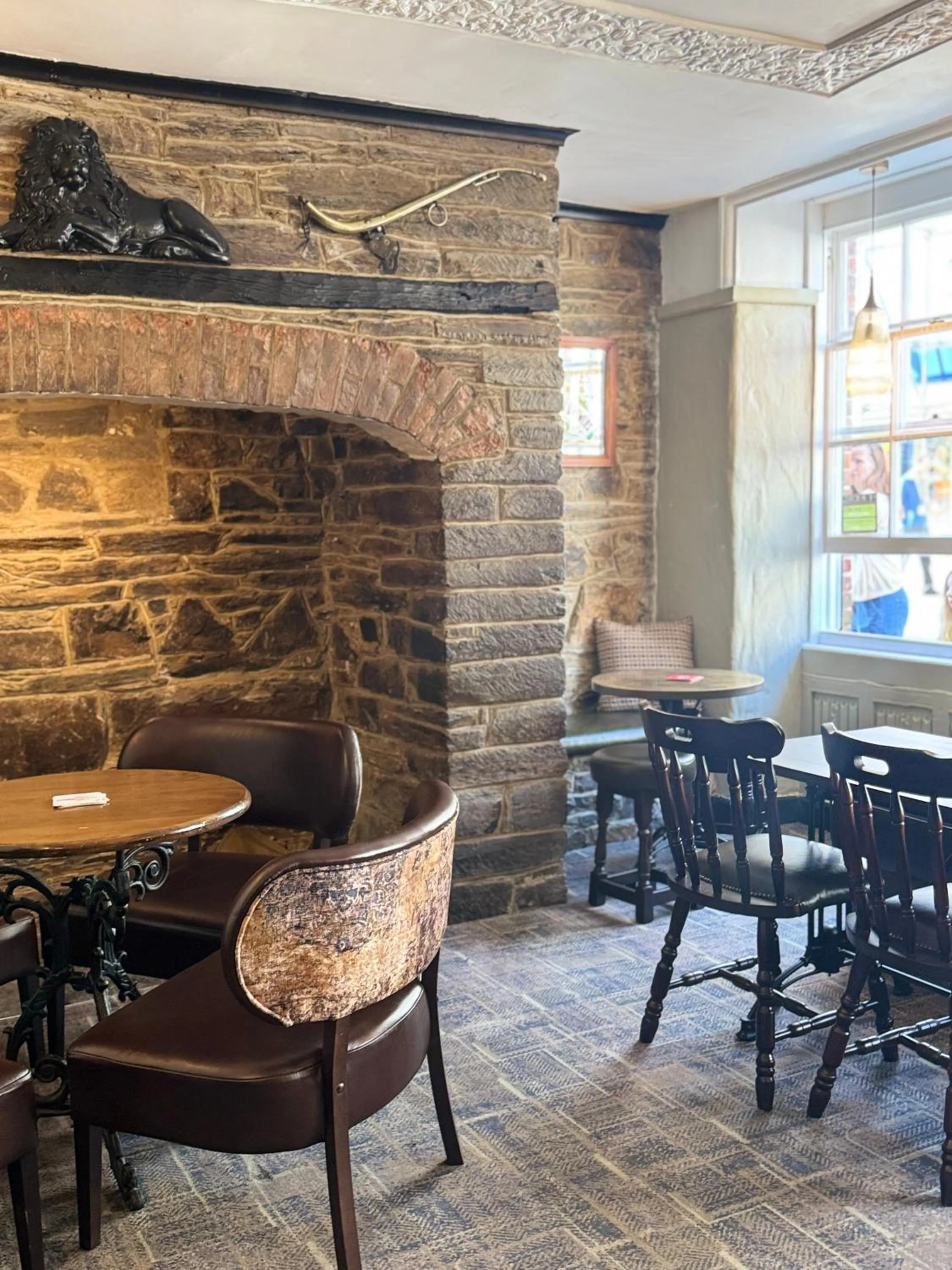 Lounge or bar in The Black Lion Hotel