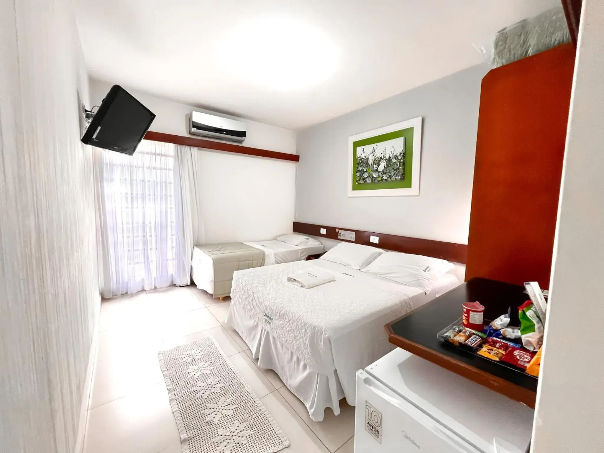 Standard Triple Room in Hotel Damen Standard Triple Room in Hotel Damen