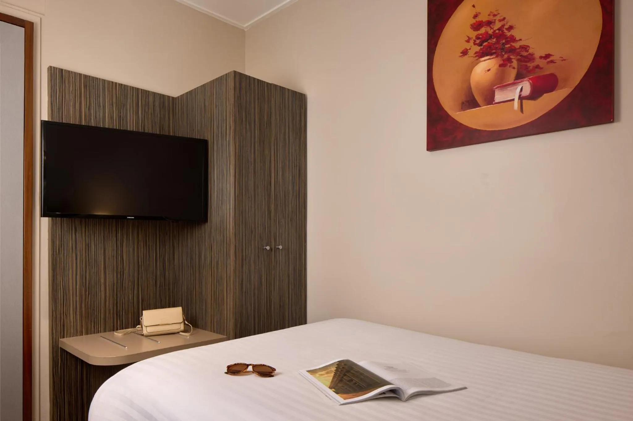 Bedroom, Bed in Timhotel Odessa Montparnasse