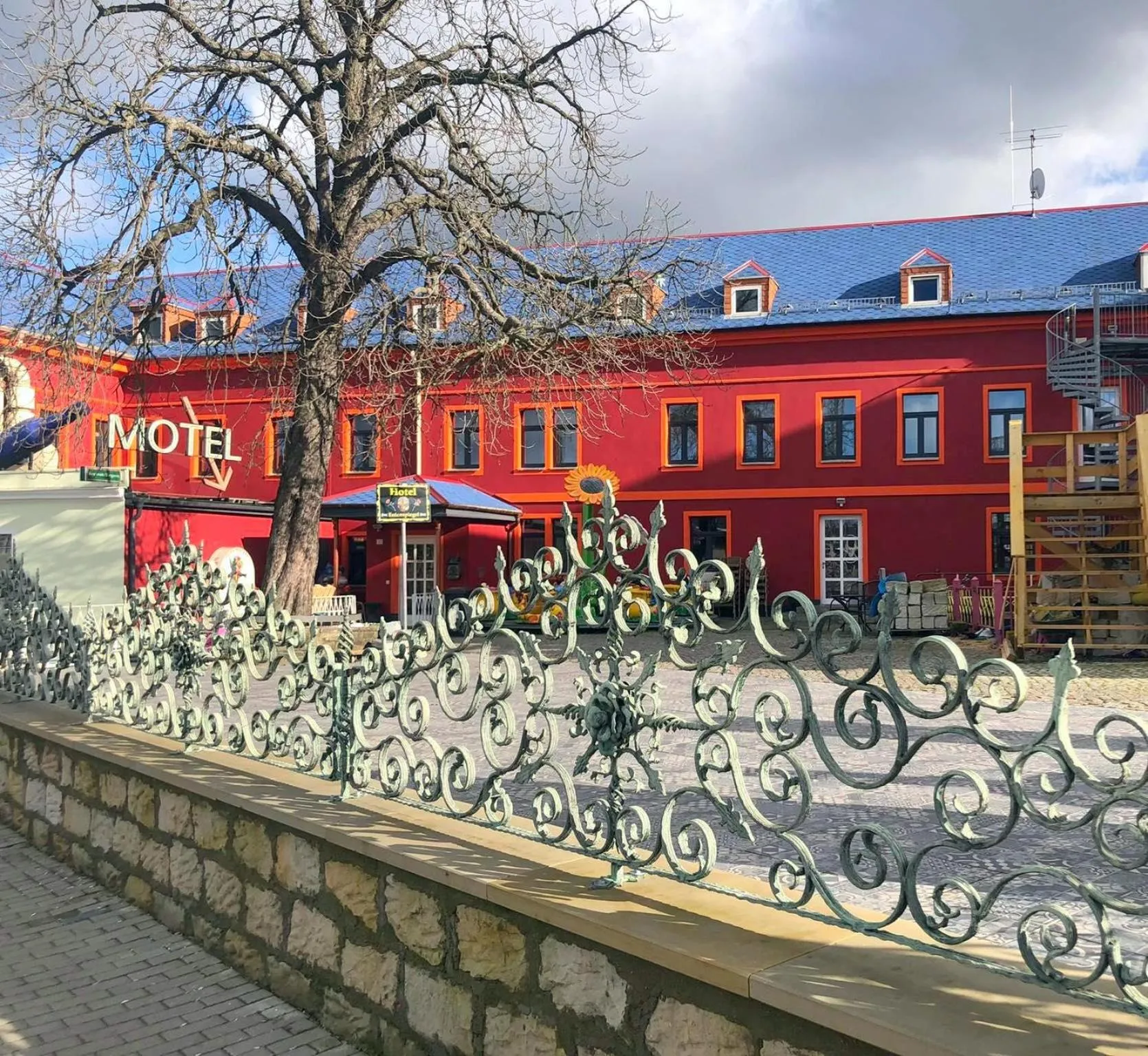 Property building in Hotel Eulenspiegel - Das Erlebnishotel in Riesa