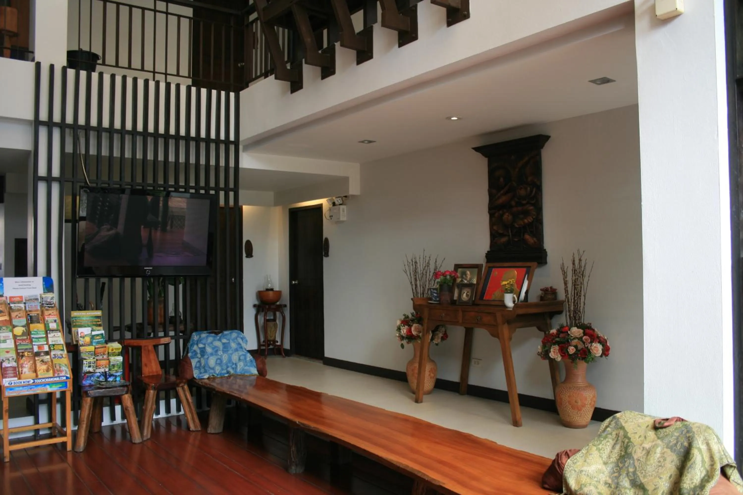 Decorative detail in Baan Ing Ping