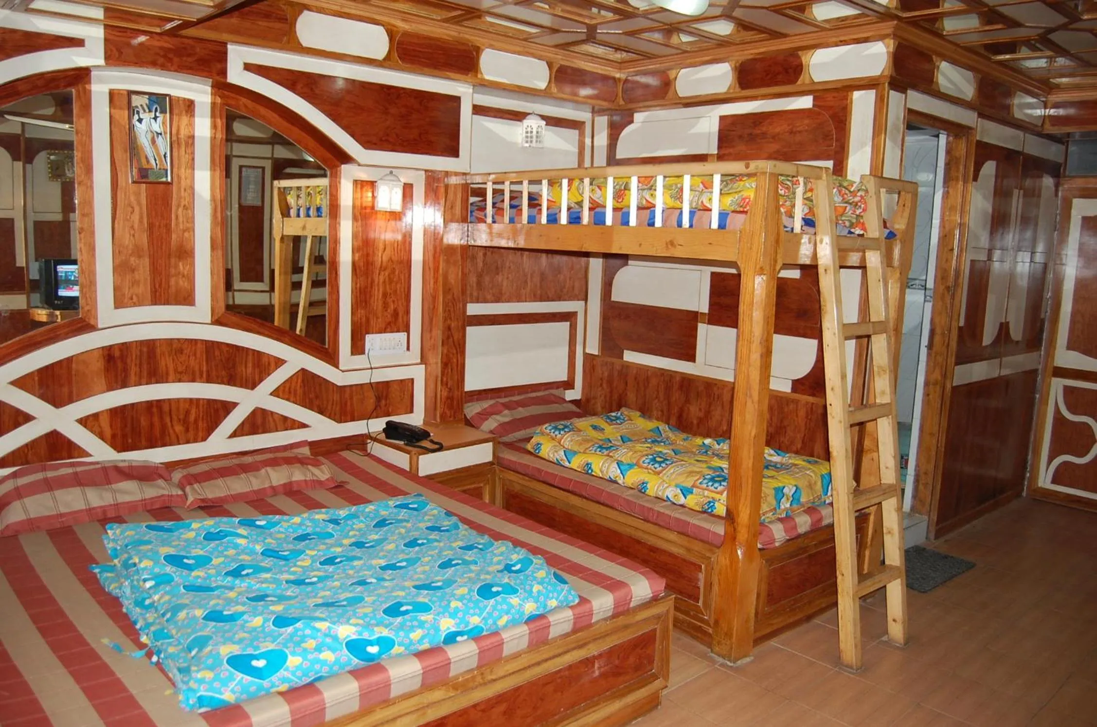 Photo of the whole room, Bed in Hotel Gulmarg Regency