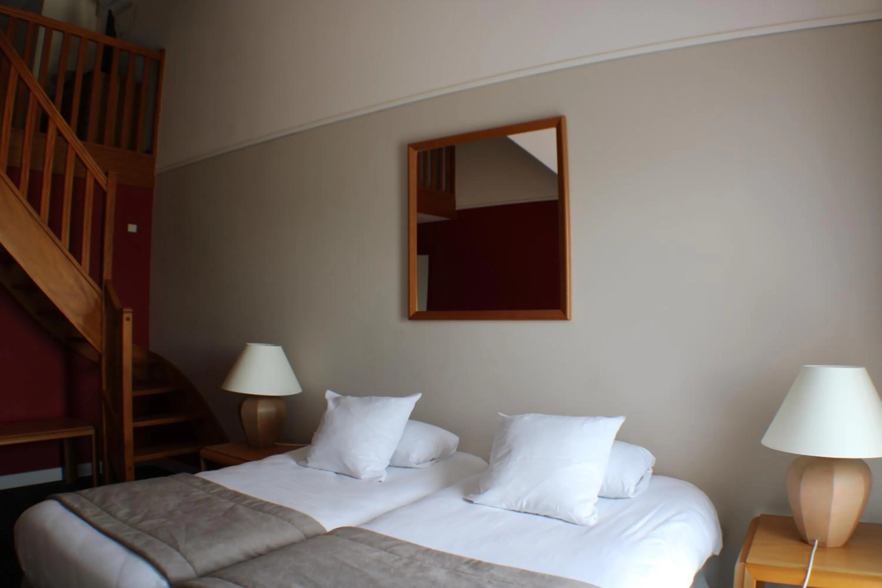 Bed in Domaine de la Forêt d'Orient, Logis Hôtel, Restaurant, Spa et Golf